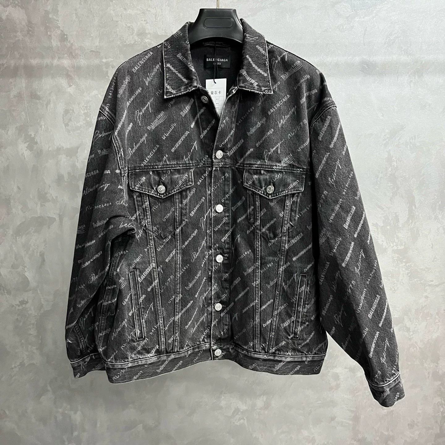 Balenciaga Balenciaga Retro Denim Black Light Jacket l Men Size US L / EU 52-54 / 3 - 1 Thumbnail