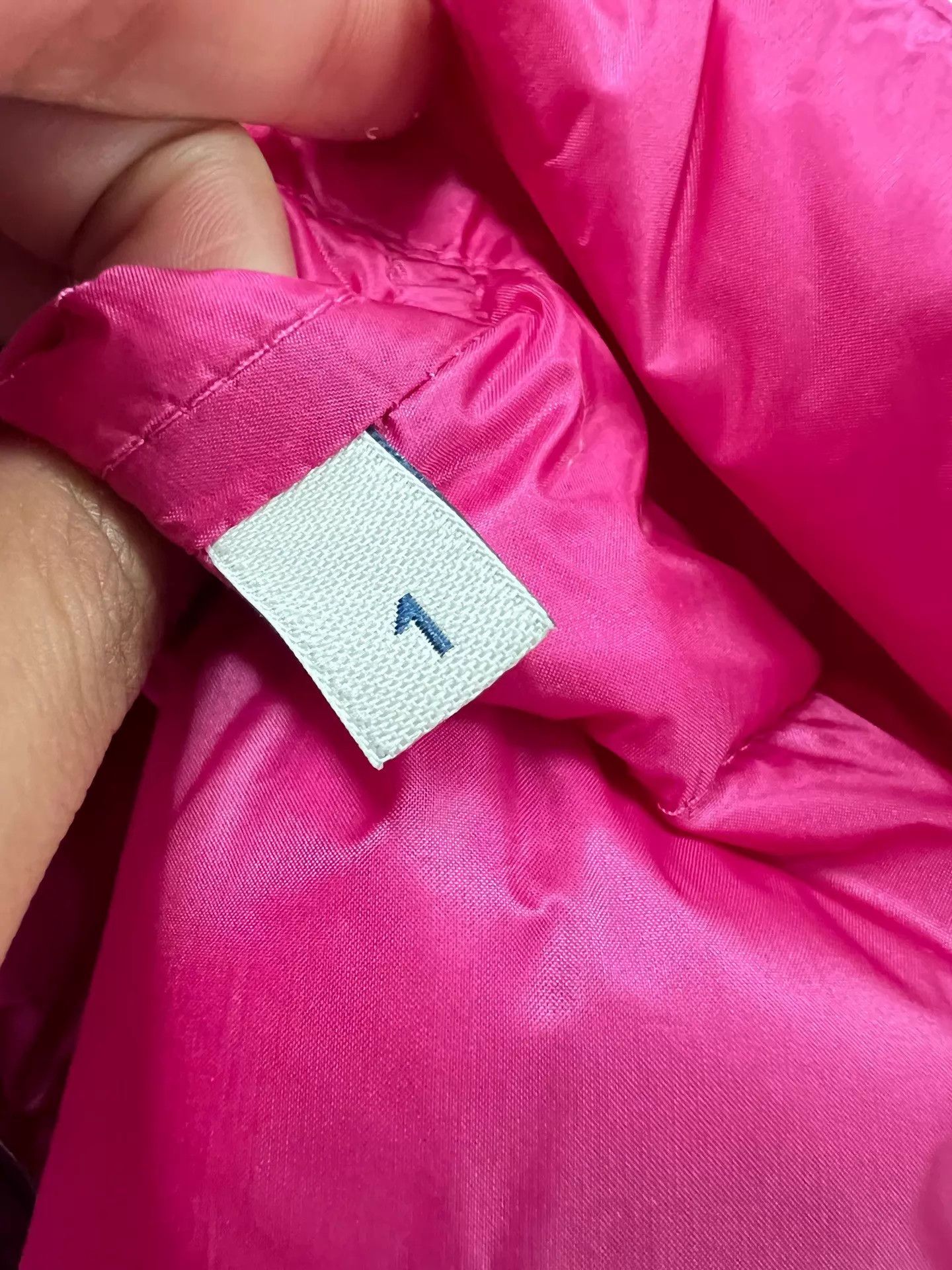 Moncler Moncler light down jacket pink arm patch Size 1 Size S / US 4 / IT 40 - 6 Thumbnail