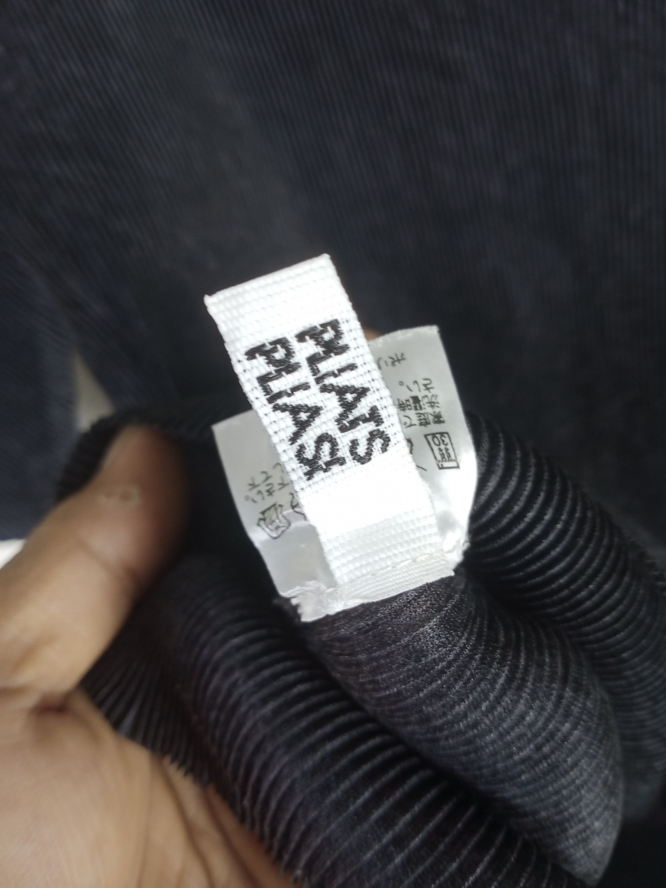 Pleats Please Issey Miyake Rare Vintage Issey Miyake Pleats Please Neck Top Size ONE SIZE - 6 Thumbnail