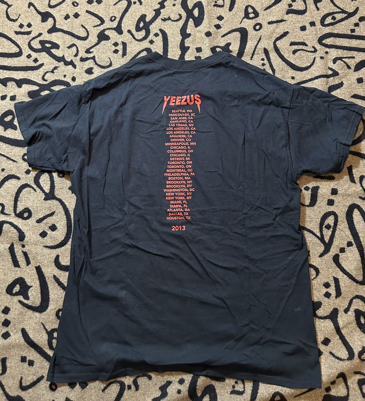 Kanye West Yeezus Tour Skull Praying Tshirt Size US L / EU 52-54 / 3 - 6 Thumbnail