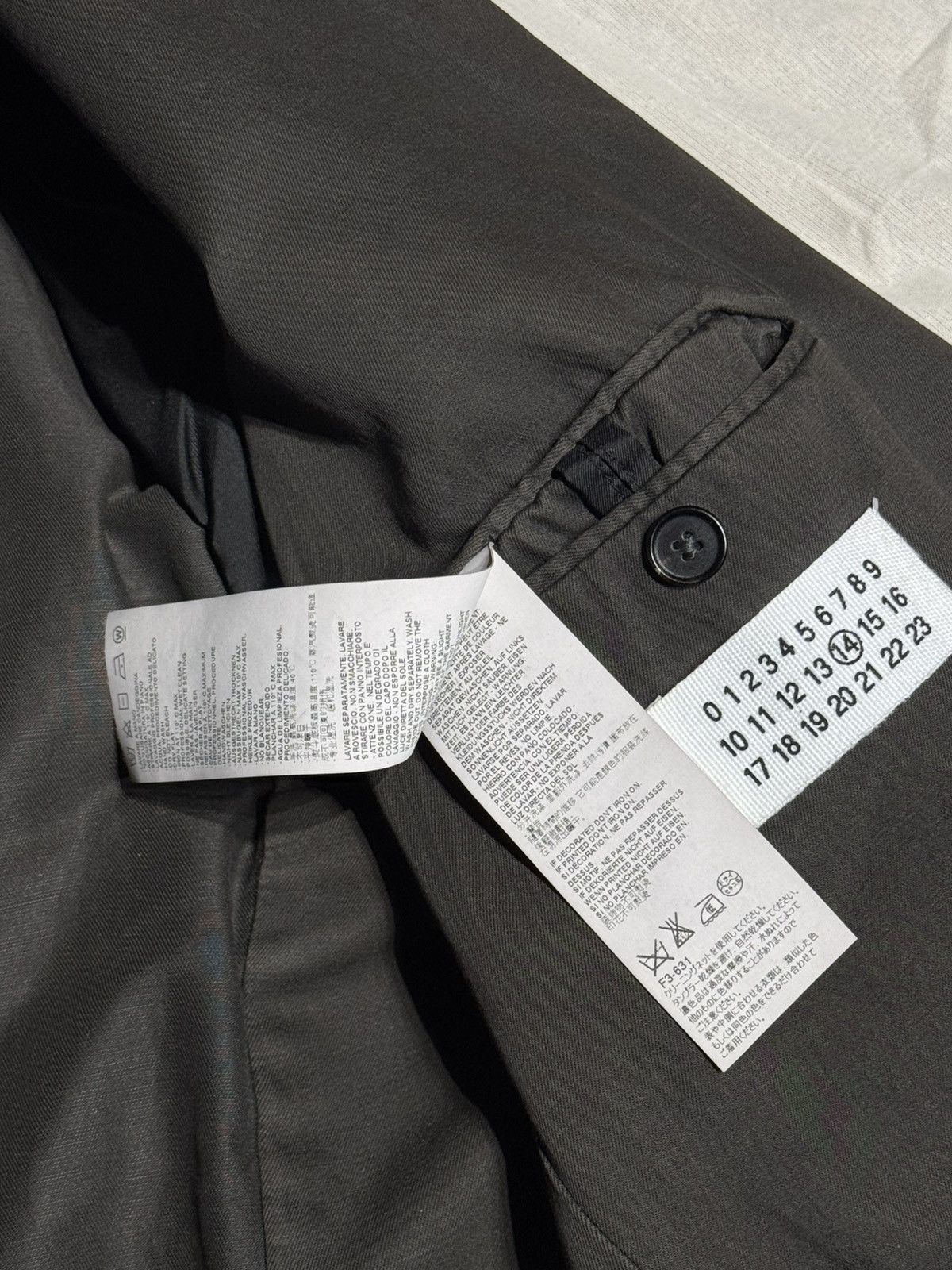 Maison Margiela SS14 PAINT BLAZER OILED WAX DISTRESSED JACKET ARTISANAL Size 42R - 7 Thumbnail