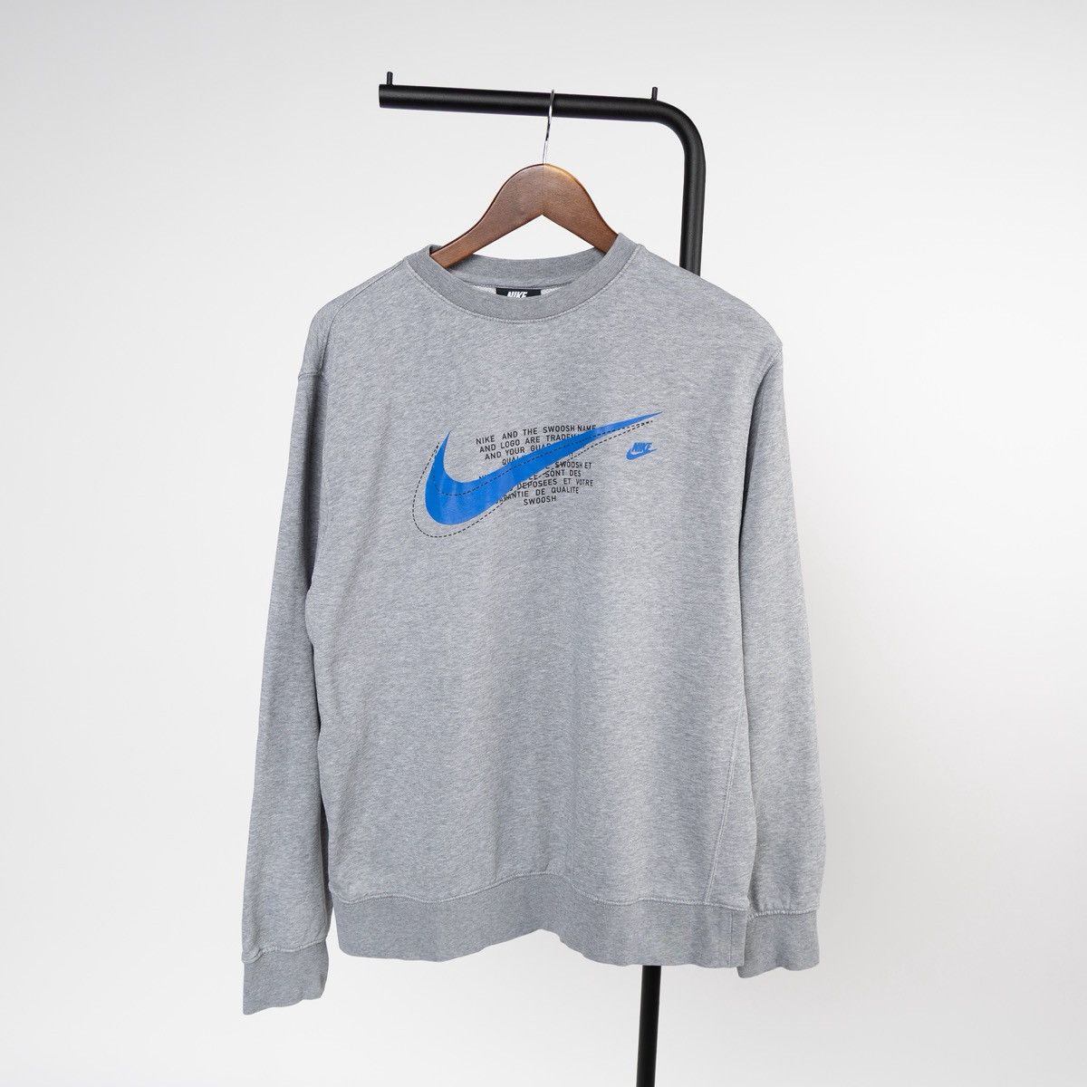 Nike Nike Court Mens Gray Sweatshirt Crewneck Swoosh Logo Casual Size US M / EU 48-50 / 2 - 3 Thumbnail