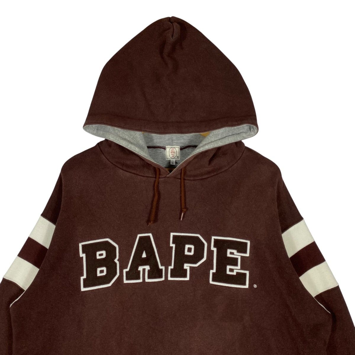 Bape Vintage BAPE Hoodie A Bathing Ape Brown College Logo Size US L / EU 52-54 / 3 - 4 Thumbnail