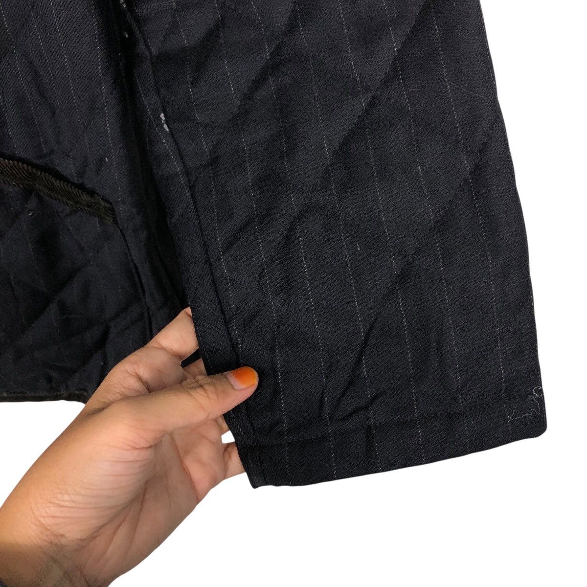 Mackintosh Men’s Quilted Coat with Button Front and Corduroy Collar Size US M / EU 48-50 / 2 - 17 Thumbnail