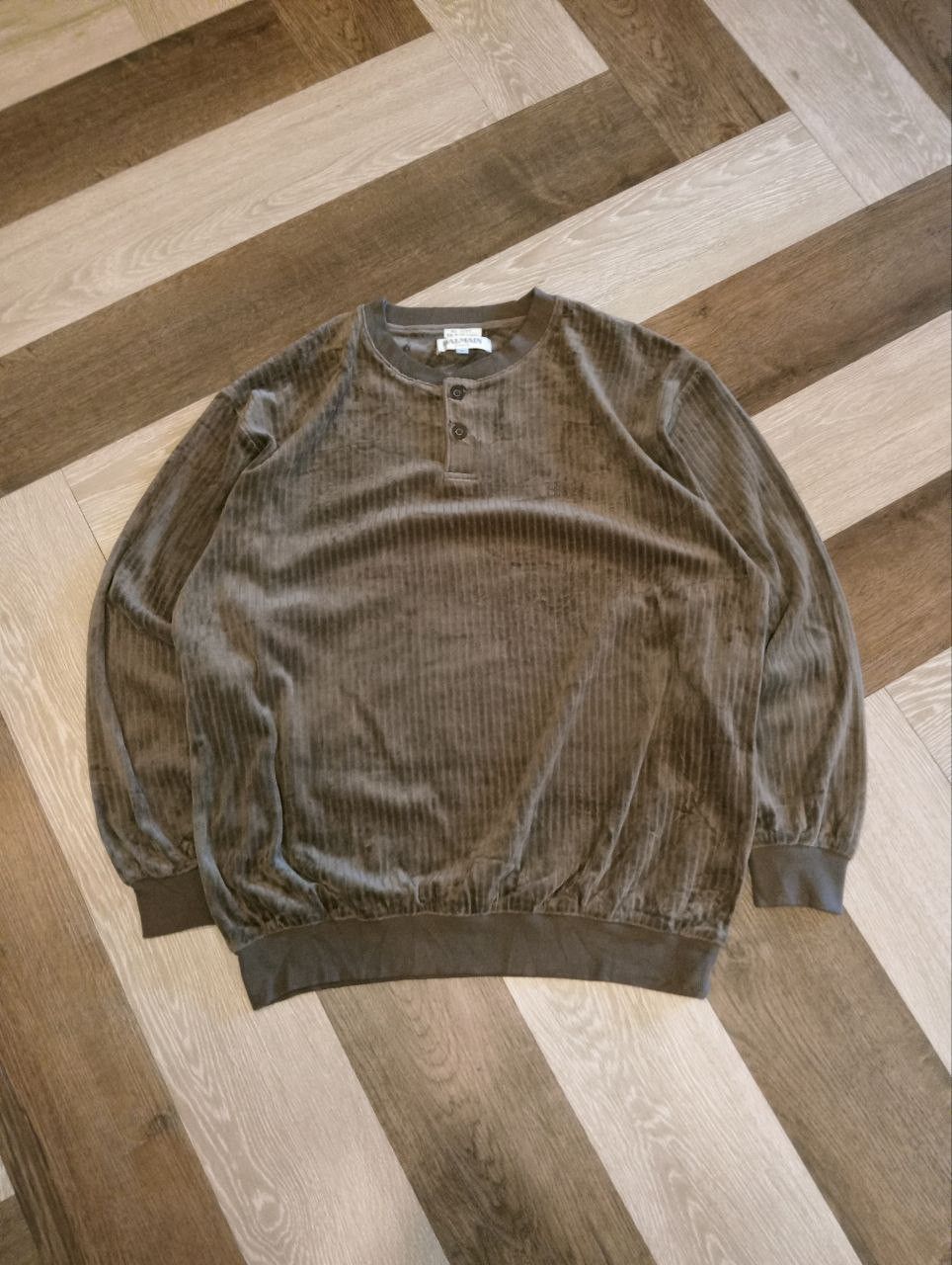 Balmain VINTAGE BALMAIN PARIS VELVET SWEATSHIRT Size US L / EU 52-54 / 3 - 1 Thumbnail