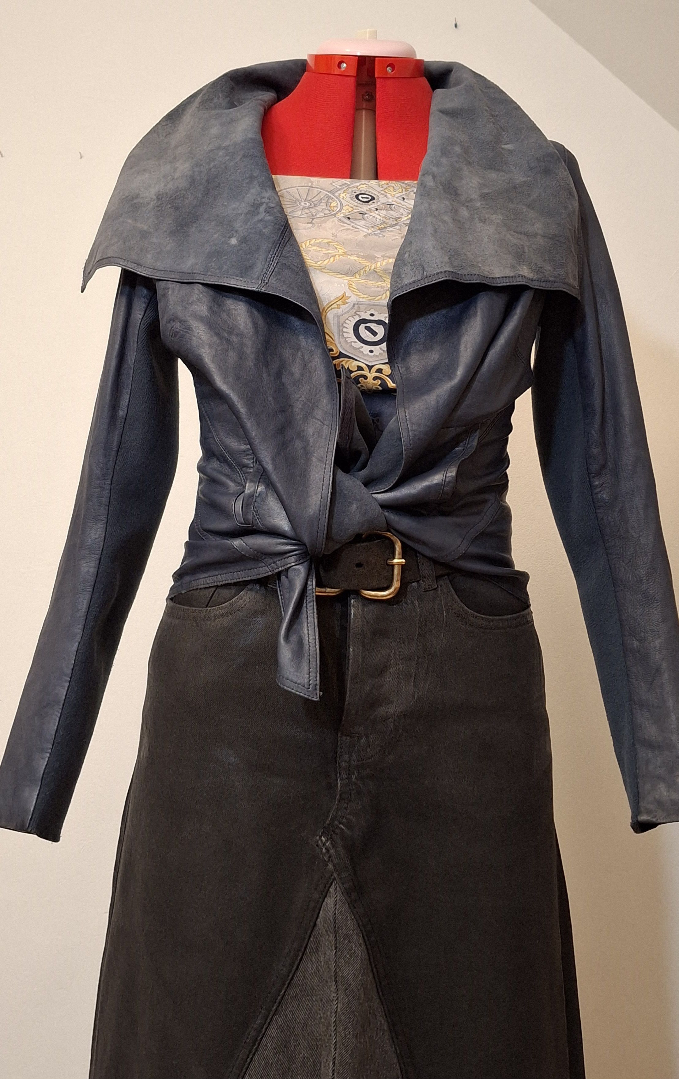 Vintage Y2K Avant-Garde Electric Blue Lambskin Leather Jacket Size S / US 4 / IT 40 - 1 Thumbnail
