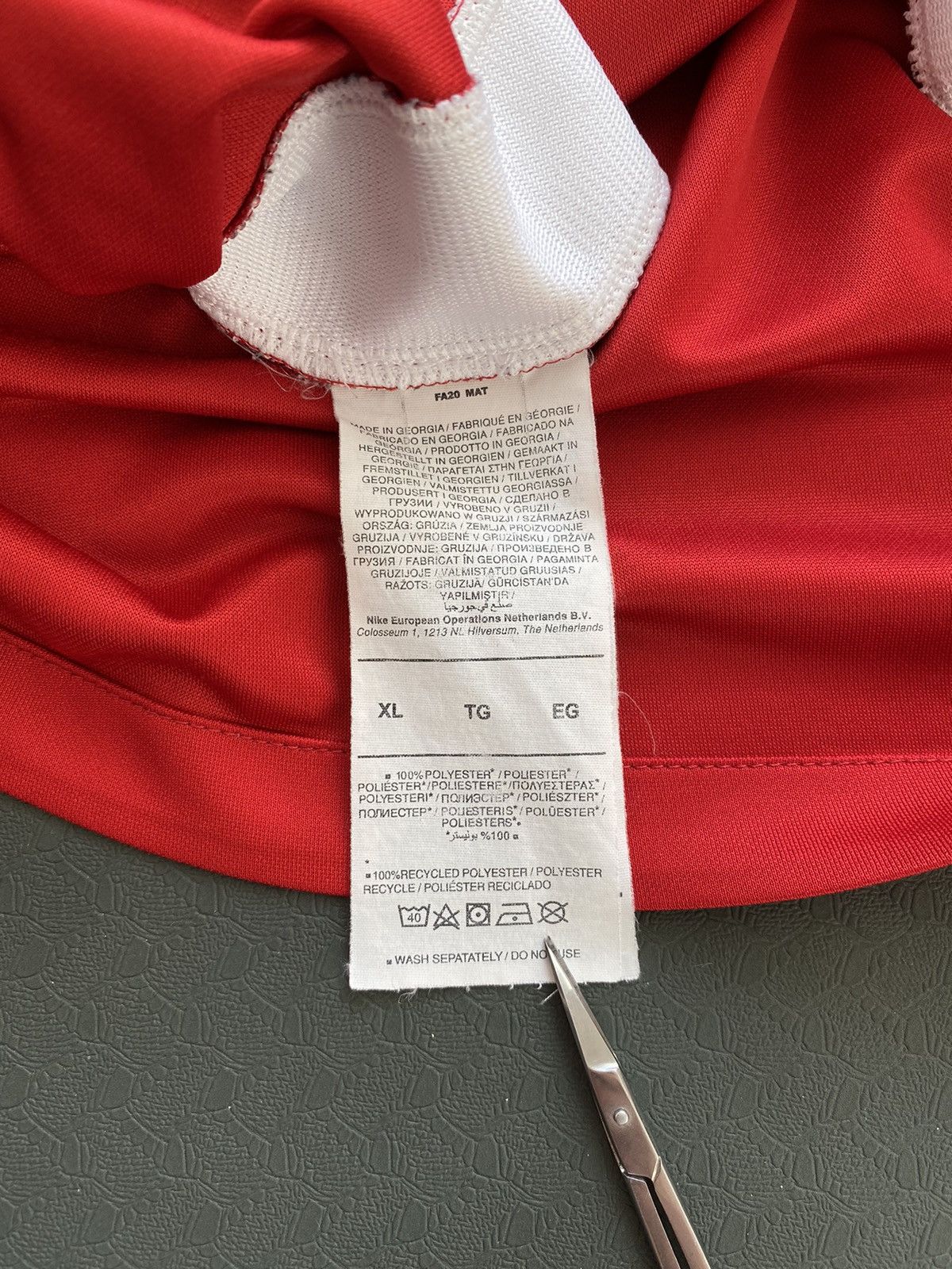 Nike Nike Liverpool 2020 - 2021 home football soccer jersey XL Size US XL / EU 56 / 4 - 7 Thumbnail
