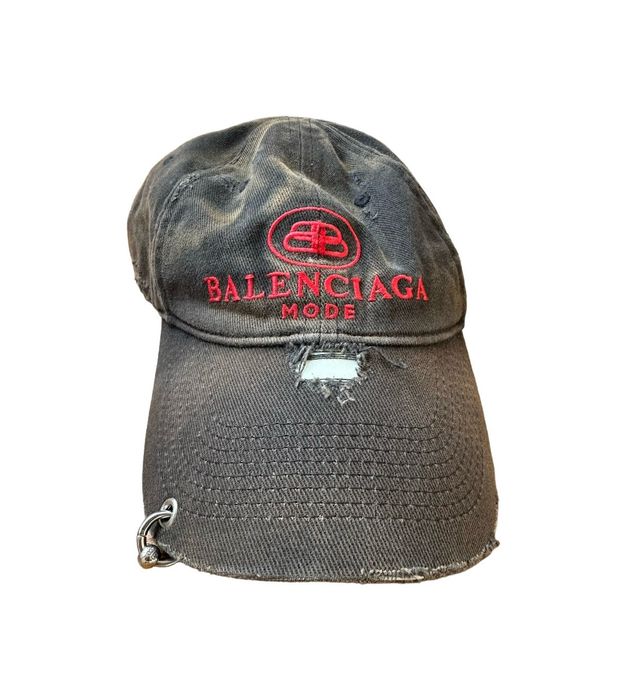 balenciaga DESTROYED PIERCING CAP- balenciaga DESTROYED PIERCING CAP-