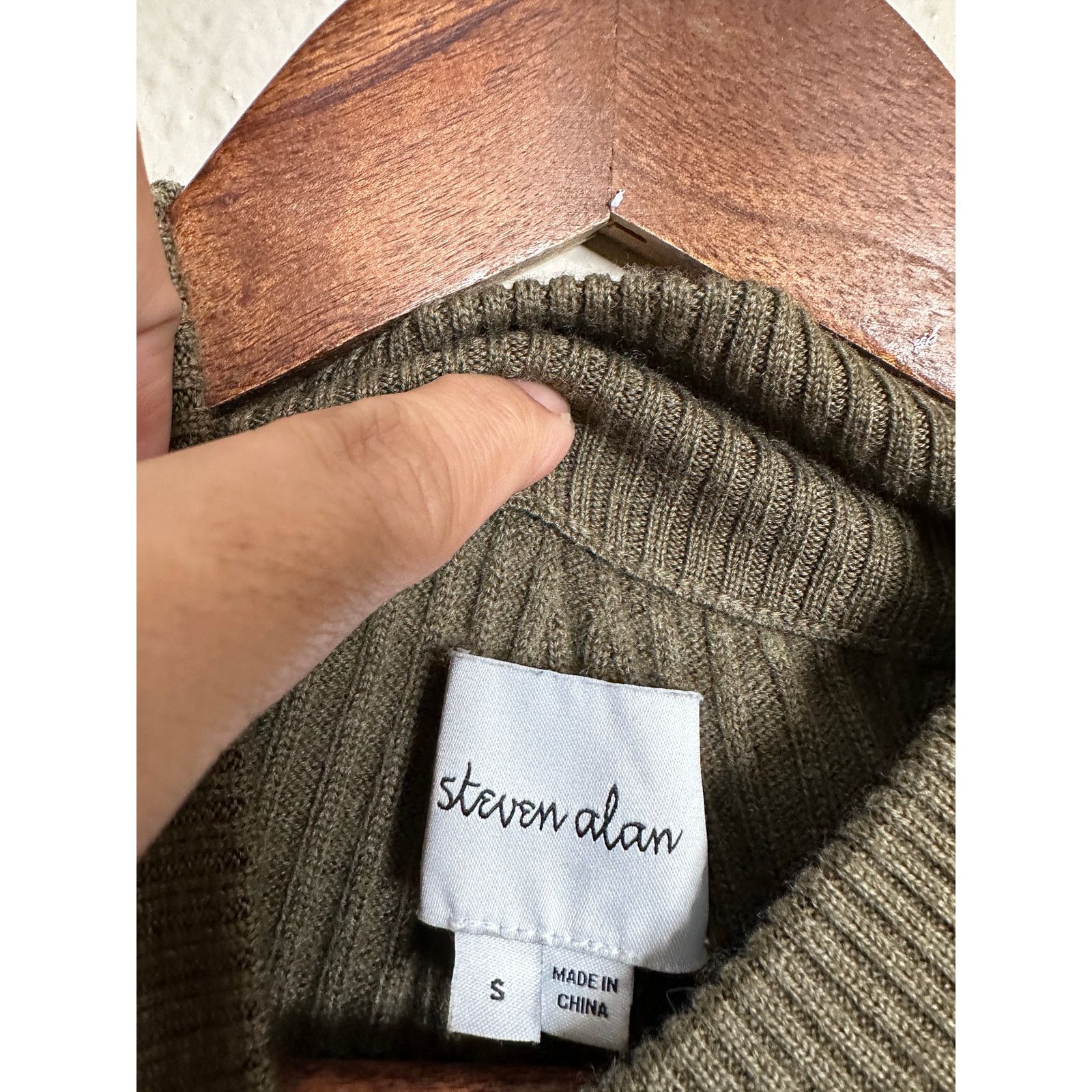 Steven Alan Steven Alan Adagio Sweater in Army Green 100% Merino Wool Size S / US 4 / IT 40 - 8 Thumbnail