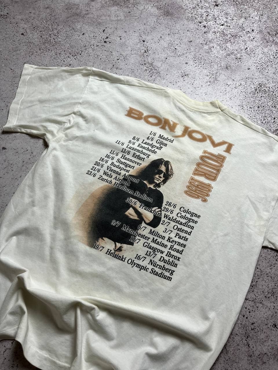 Band Tees Vintage Bon Jovi T-Shirt 1996 Y2K European Tour Size US XL / EU 56 / 4 - 8 Thumbnail