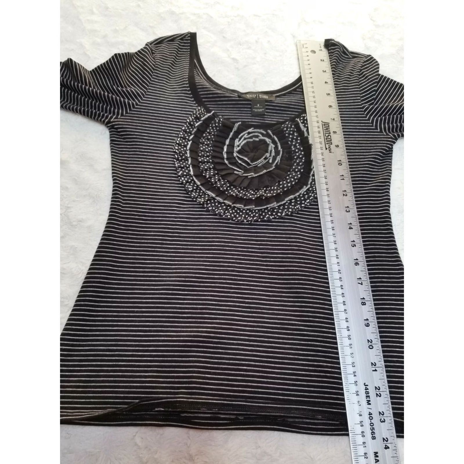 White House Black Market White House Black Market Womens Striped Scoop Neck Top Small Black 3/4 Sleeve Size S / US 4 / IT 40 - 6 Thumbnail