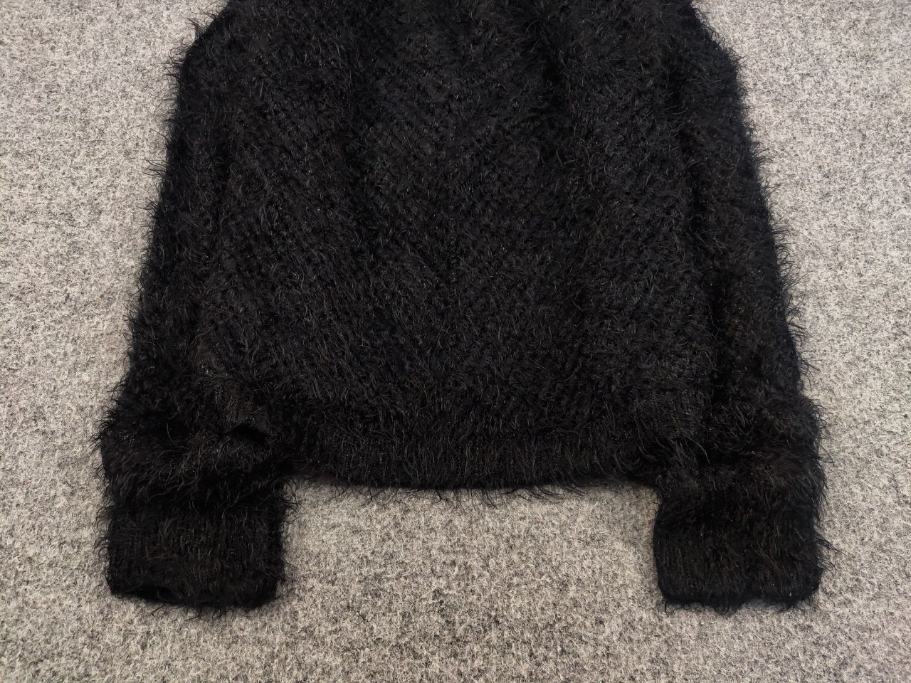 Japanese Brand Vintage Japanese Black Mohair Style Fuzzy Sweater Y2K Hype Size US S / EU 44-46 / 1 - 3 Thumbnail