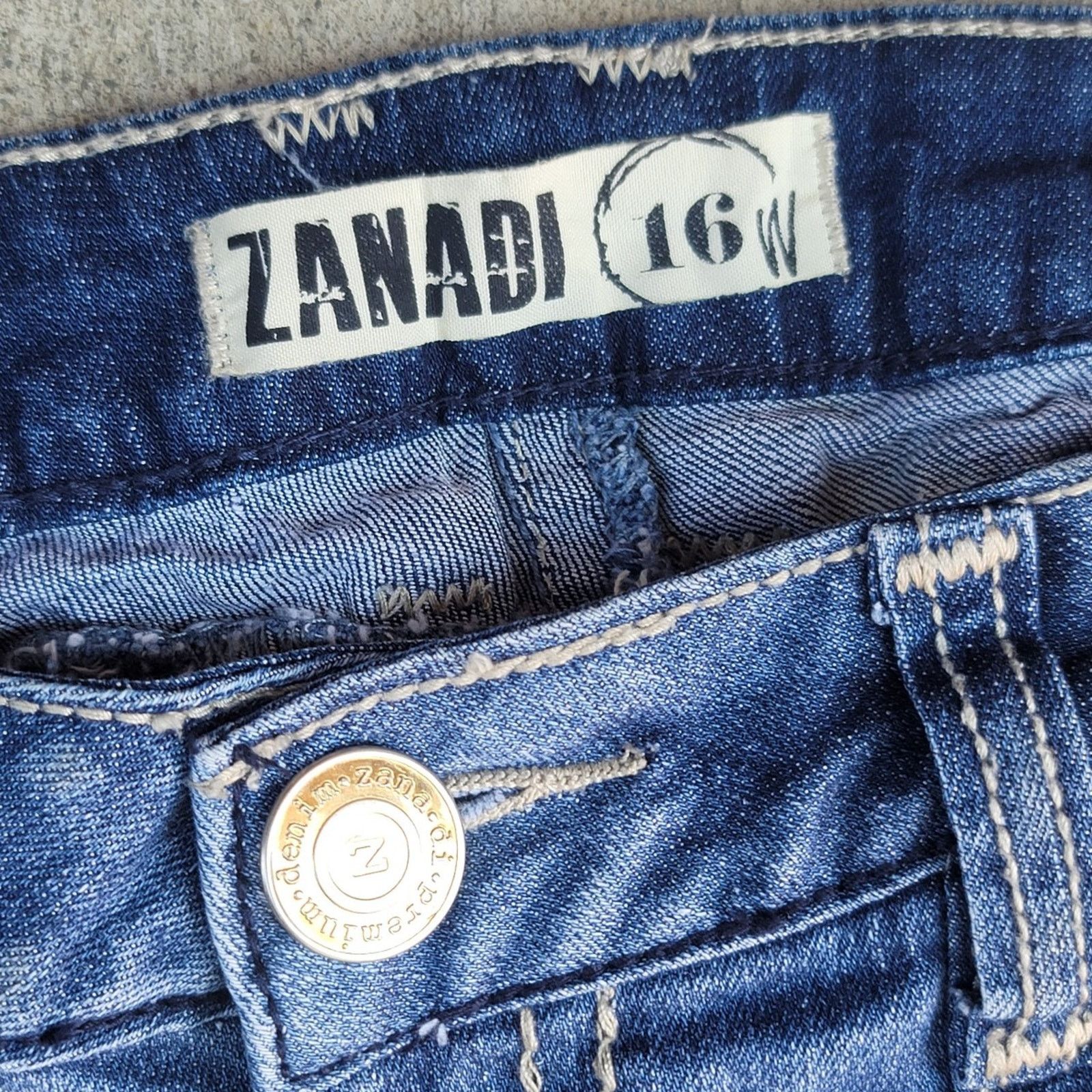 The Unbranded Brand Zanadi Embellished Flare Jeans Size 34" / US 12 / IT 48 - 7 Thumbnail