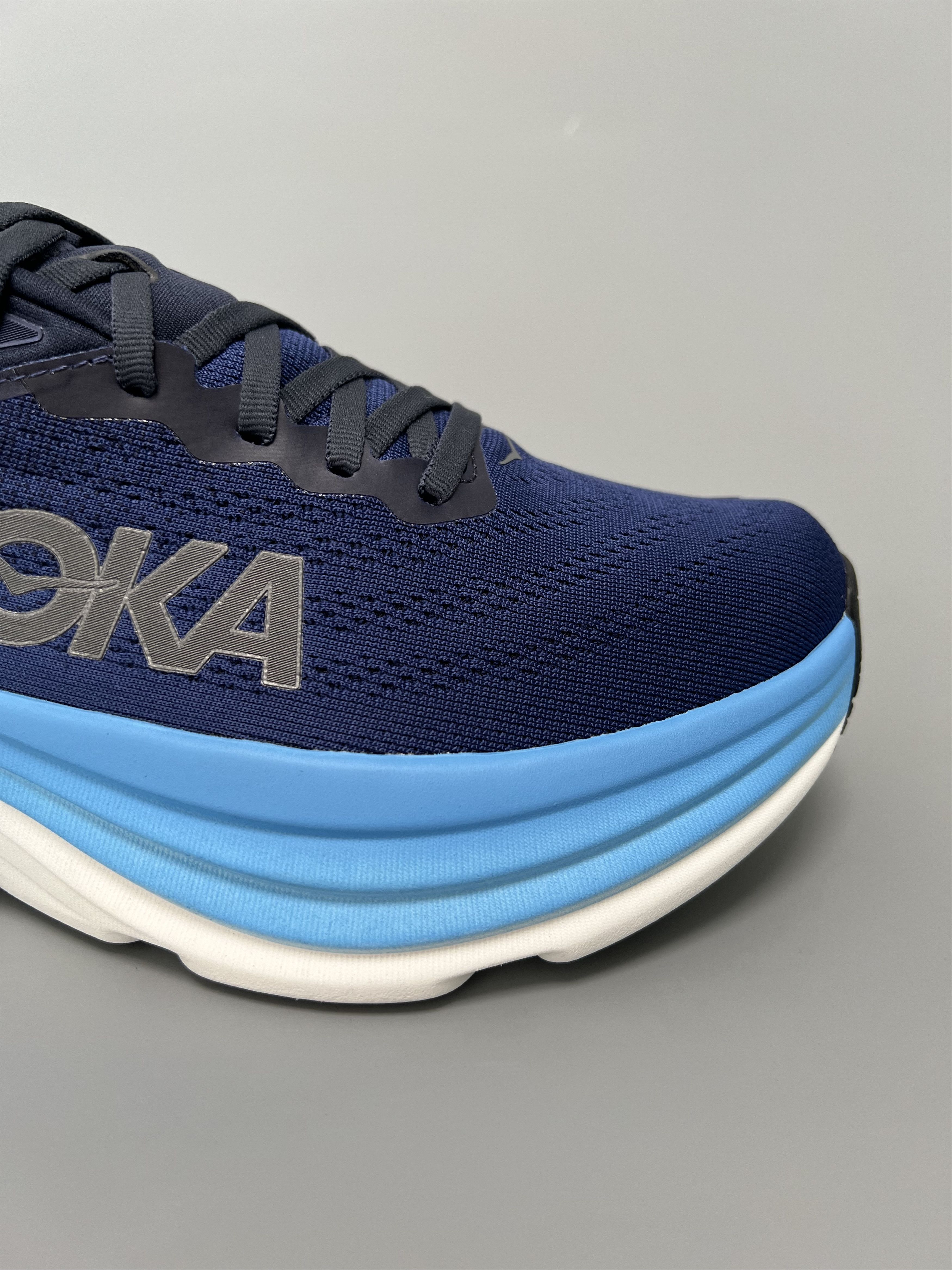 Hoka 9D Hoka One One Bondi 8 Running Shoes Men's 1123202-OSAA Size US 9 / EU 42 - 13 Thumbnail