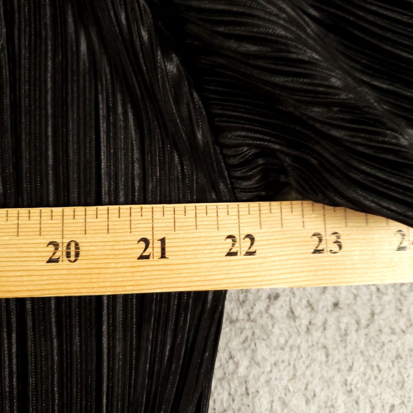 Vintage New Button Up Top Textured Accordion Pleated Blouse Womens M Black Shirt Casual Womens Blouse Button Up Top Black Medium Size M / US 6-8 / IT 42-44 - 4 Thumbnail