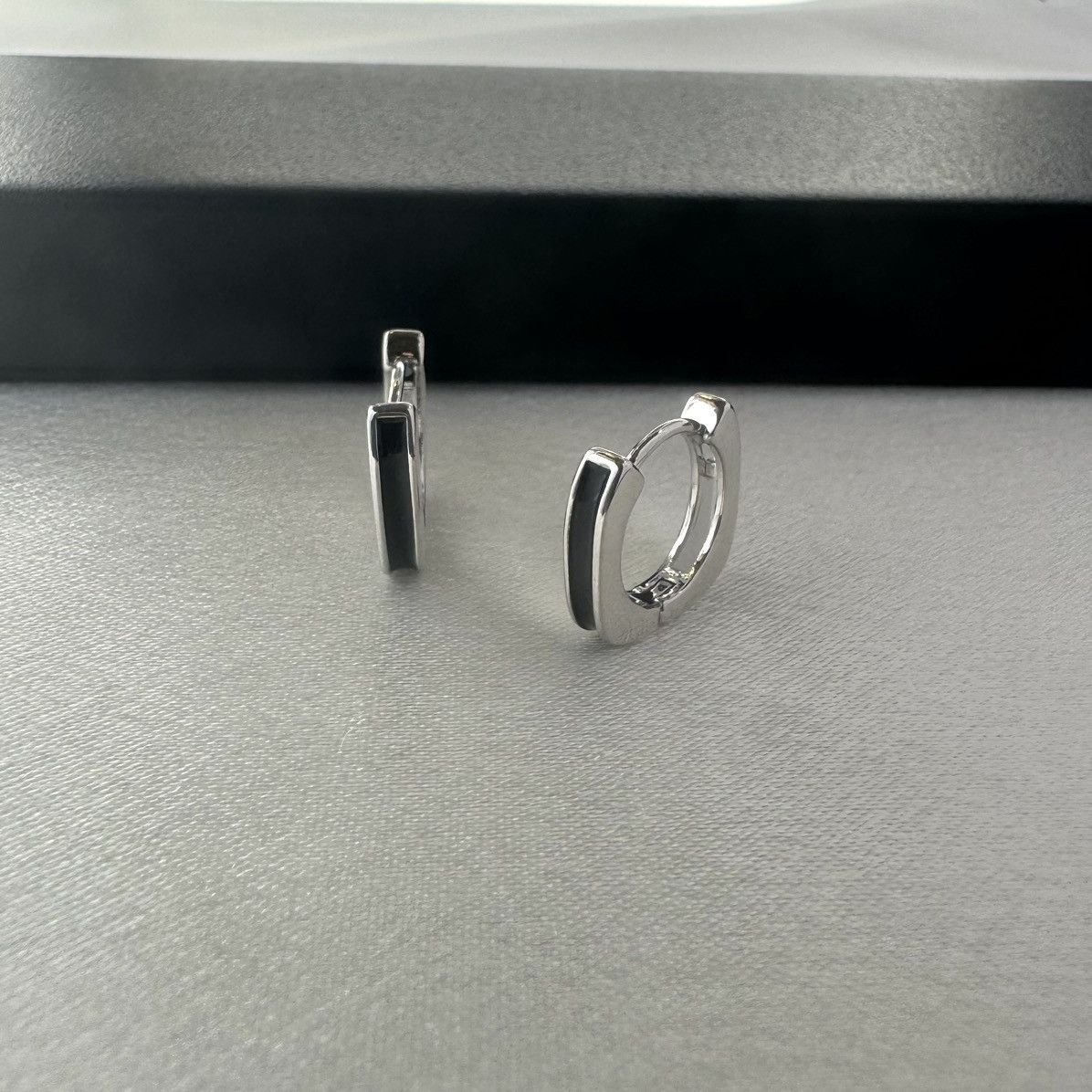 Other Geometric Square Small Hoop Earrings for Men Women Size ONE SIZE - 2 Thumbnail