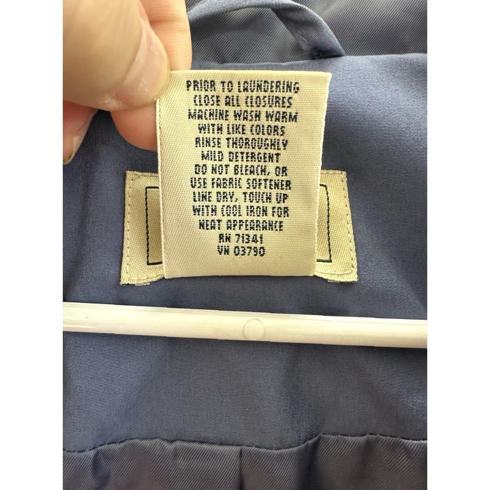 Vintage L.L. Bean Womens Jacket Petite Large Dark Blue Zip Up Hooded Trench Coat Jacket Coat Size L / US 10 / IT 46 - 6 Thumbnail