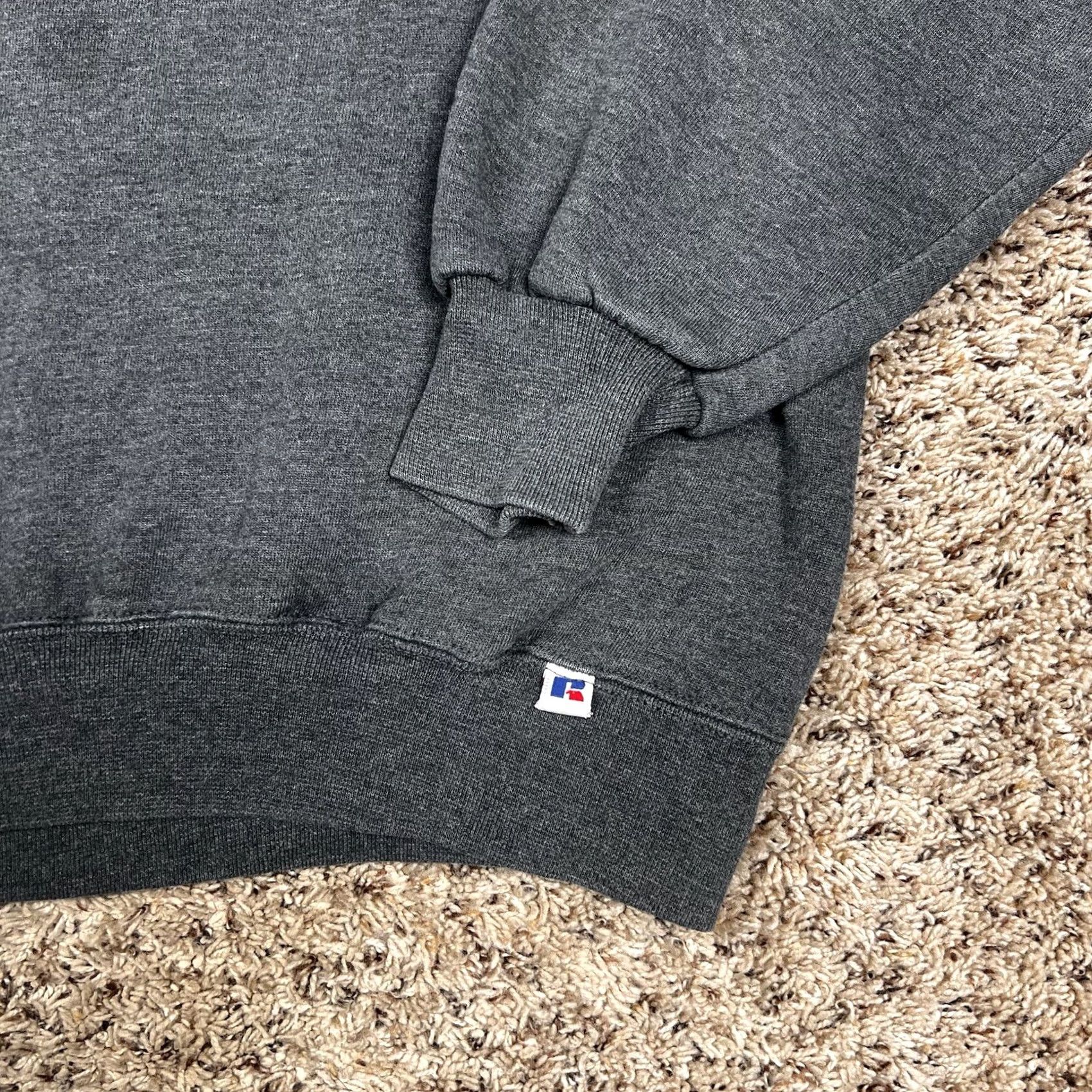 Russell Athletic VINTAGE Russell Athletic Sweatshirt Gray Blank Crewneck L Adults Unisex 90s / 60/40 Polyester Cotton Size US L / EU 52-54 / 3 - 5 Thumbnail