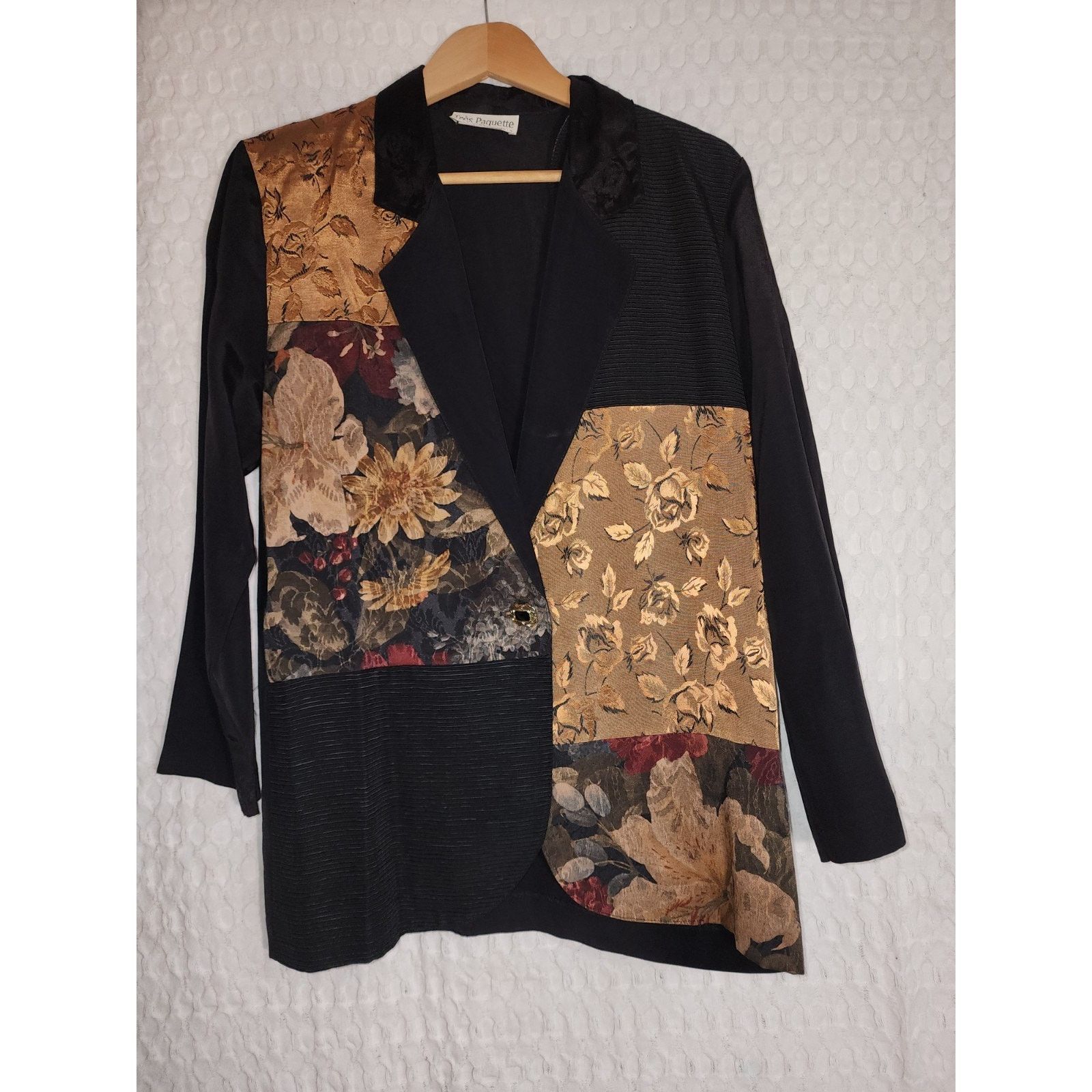 Tres Bien Tres Paquette Vintage Blazer Womens Small/ Floral Patches Size S / US 4 / IT 40 - 1 Thumbnail