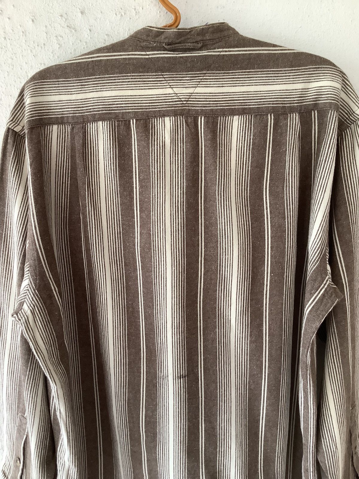 Tommy Hilfiger × Vintage Vintage Tommy Hilfiger Button Up Shirt Size US L / EU 52-54 / 3 - 10 Thumbnail