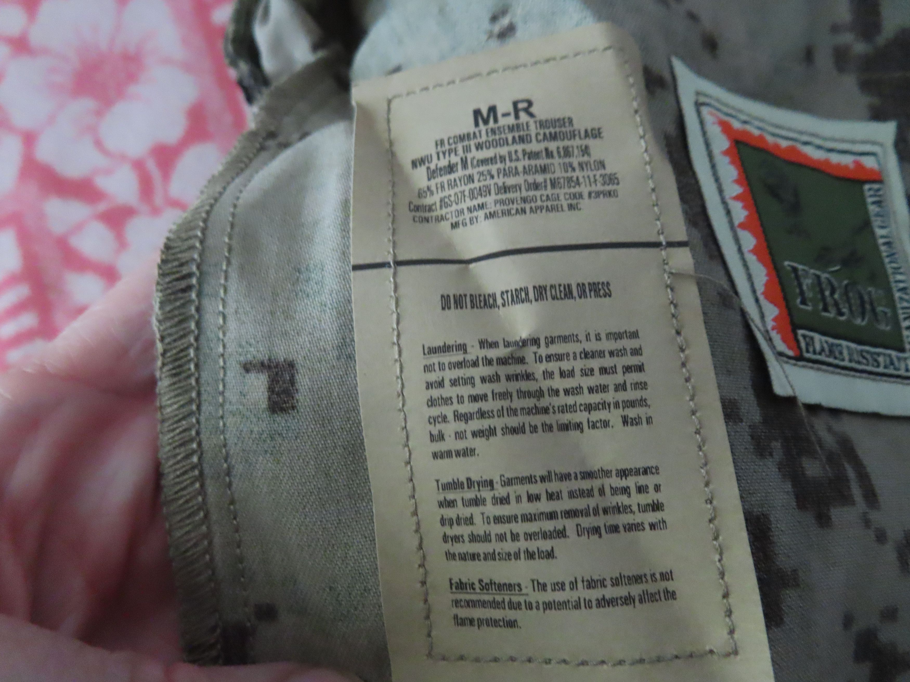 Vintage U.S. NAVY ARO2 WOODLAND FROG FLAME RESISTANT PANTS Size US 32 / EU 48 - 5 Thumbnail