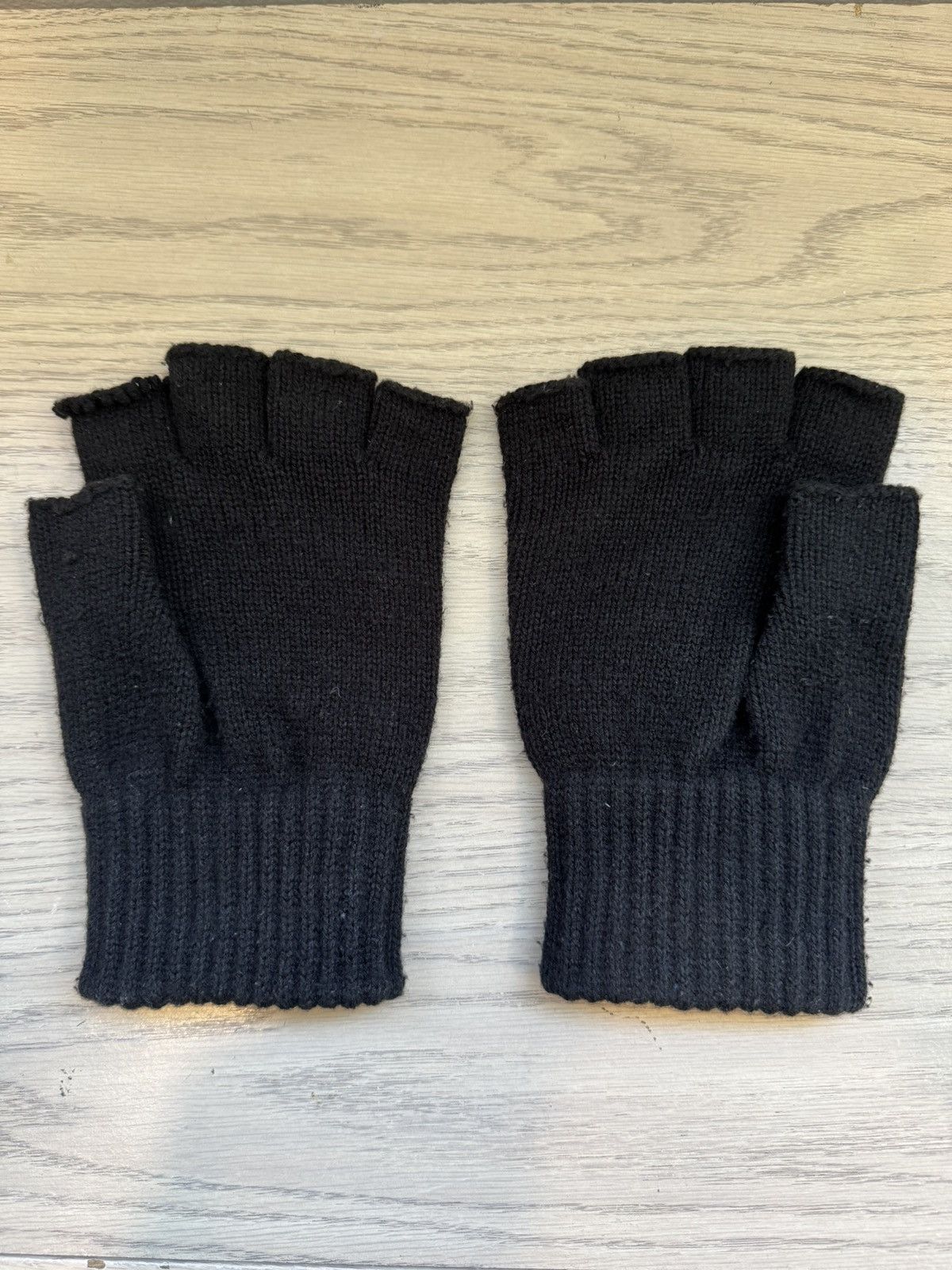 Carhartt Wip Carhartt WIP Mitten Fingerless Gloves Black Size S/M Size ONE SIZE - 2 Thumbnail