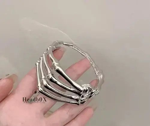 Jewelry Skeleton Hand Claw Armlet Bracelet Size ONE SIZE - 4 Thumbnail