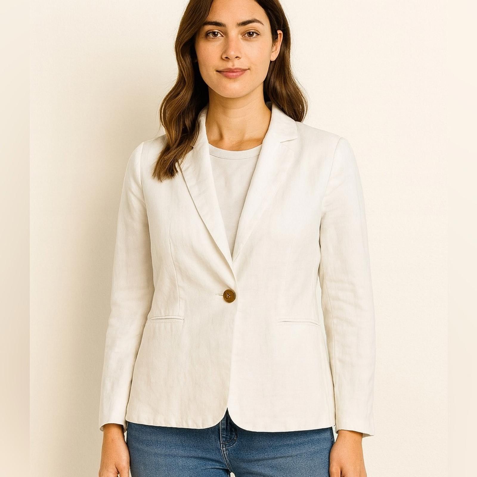 Elie Tahari Tahari Linen Blazer 8 P Women's White Size M / US 6-8 / IT 42-44 - 1 Thumbnail