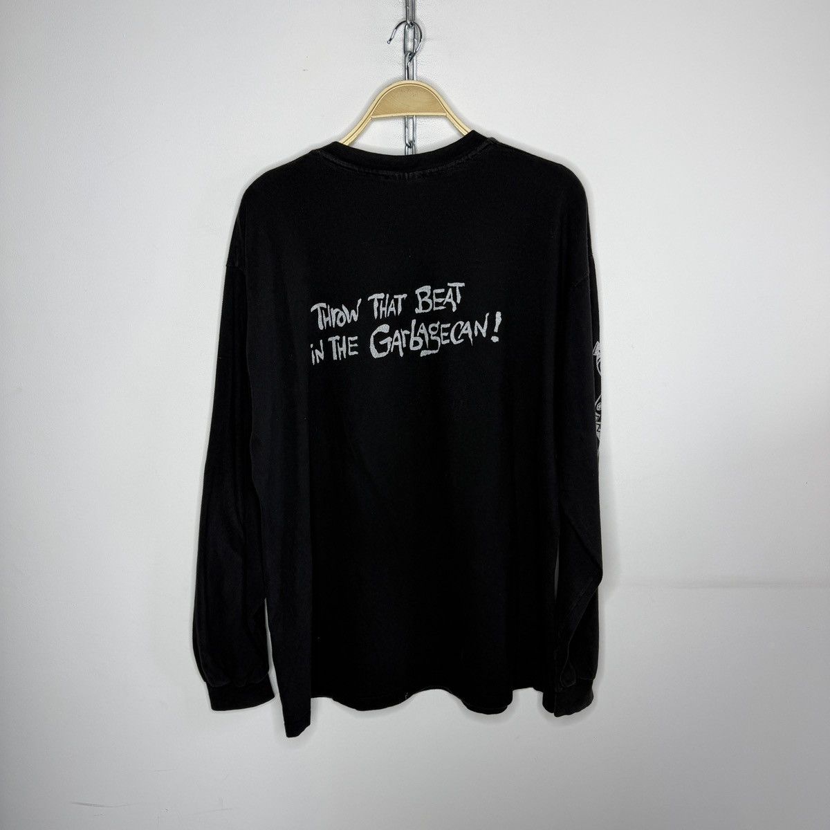 Band Tees Vintage Cool Throw That Beat In The Garbagecan Longsleeve Size US XL / EU 56 / 4 - 2 Thumbnail