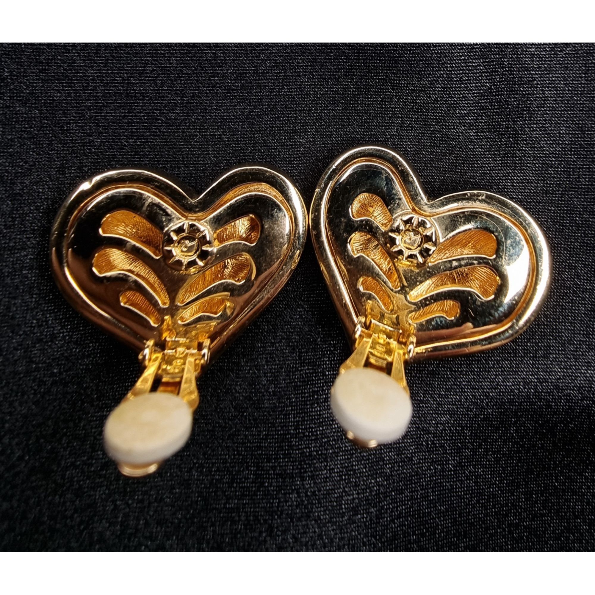 Swarovski Vintage Swarovski Crystal Heart Clip-On Earrings Size ONE SIZE - 6 Thumbnail