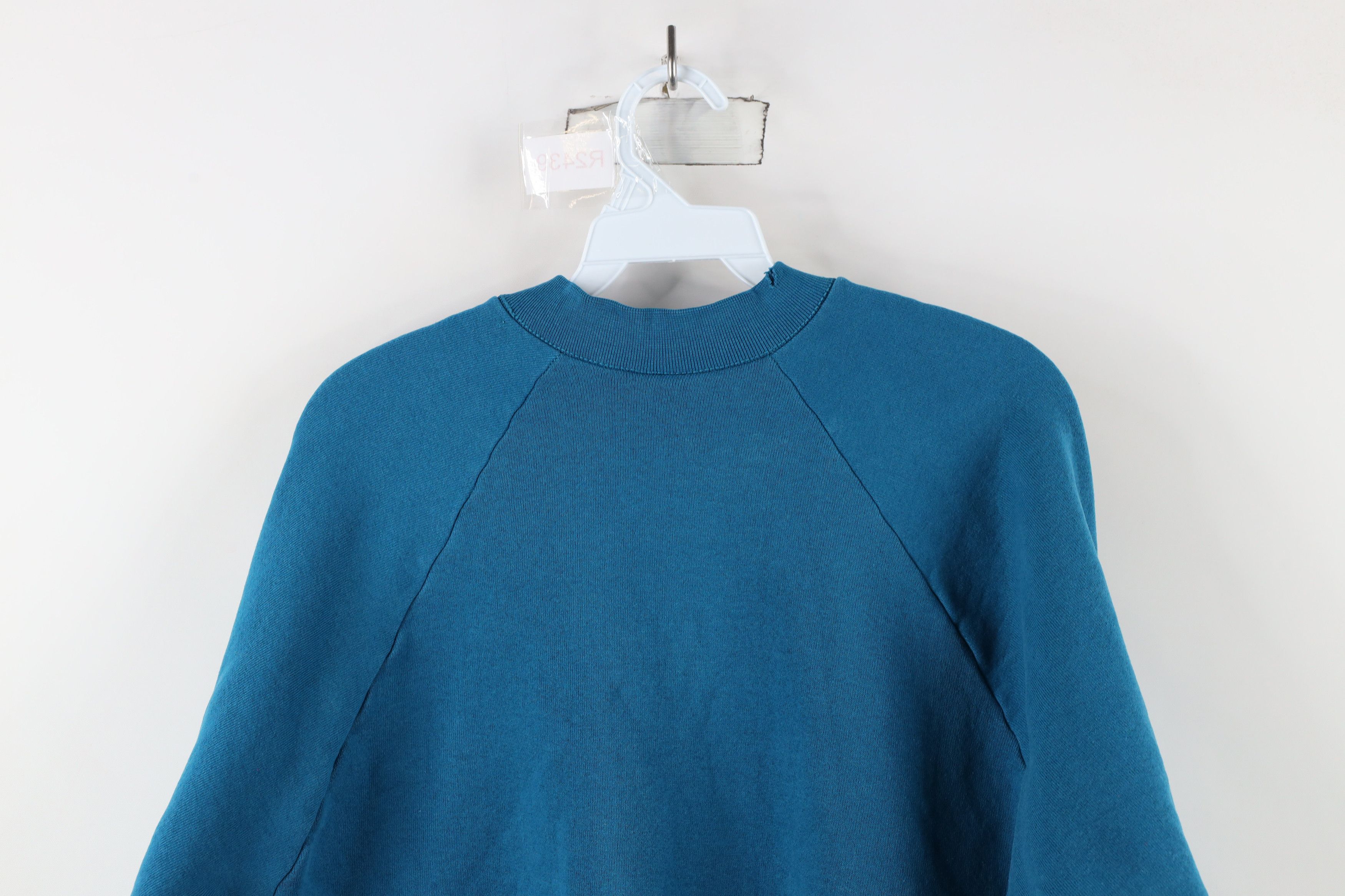 Vintage Vintage 90s Streetwear Blank Crewneck Sweatshirt Blue Size L / US 10 / IT 46 - 11 Thumbnail