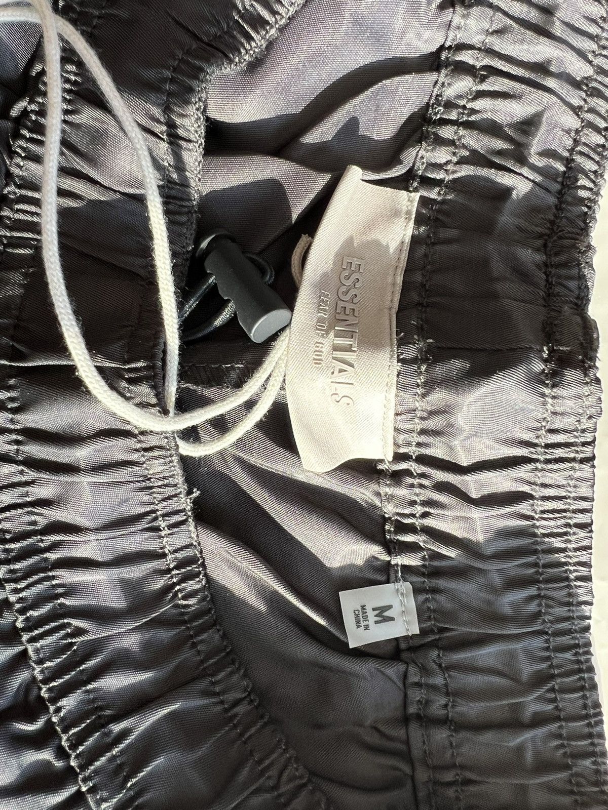 Essentials × Fear of God Fear of God essential women’s iron black running shorts Size 28" / US 6 / IT 42 - 4 Thumbnail