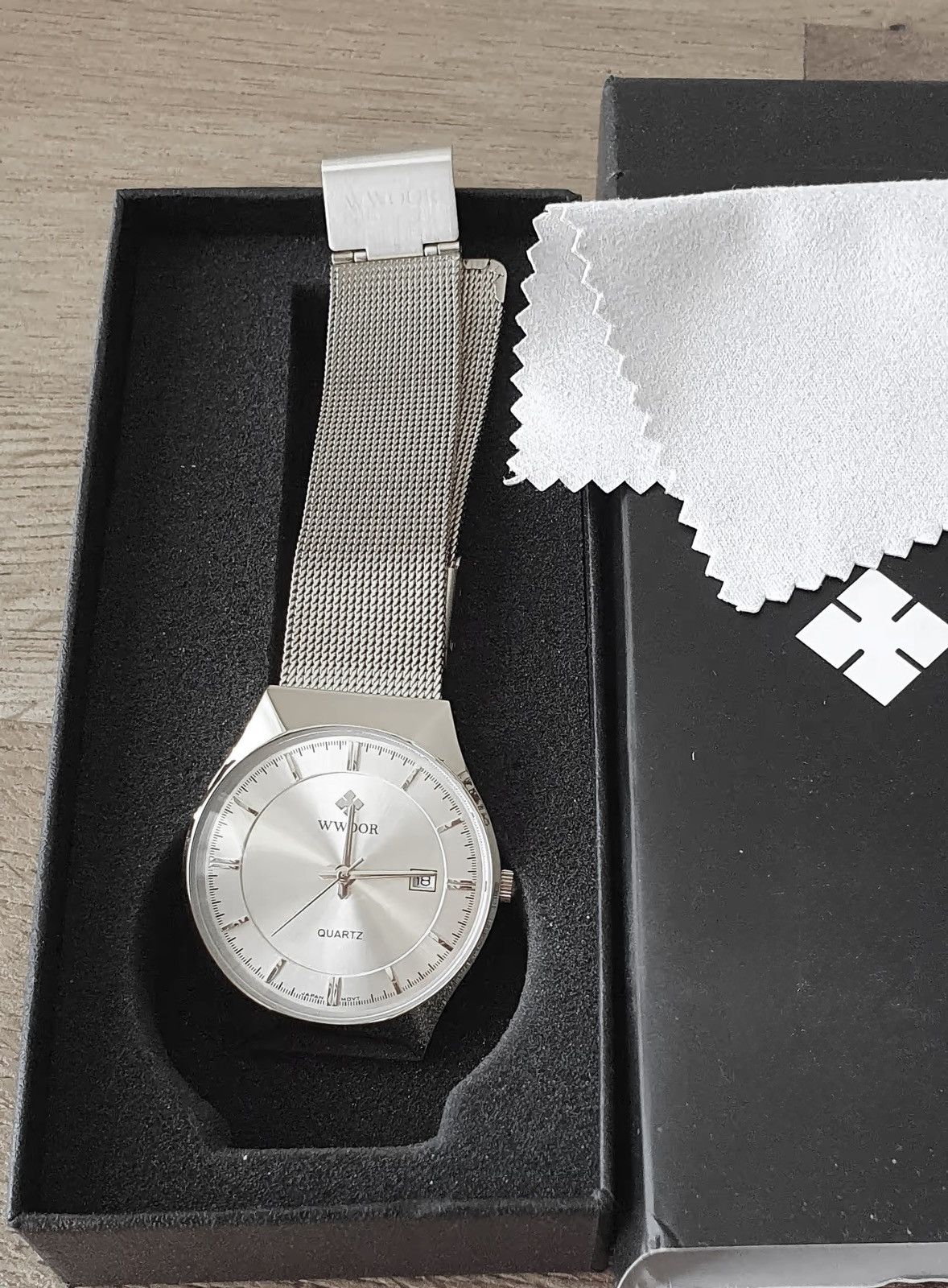 Vintage Hot selling Super Thin Watch light weight unique style Size ONE SIZE - 4 Thumbnail