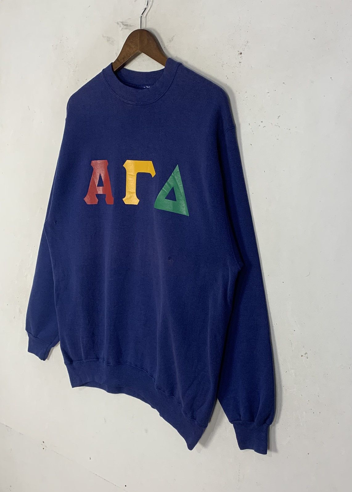 Vintage Vintage Greek Letter Alpha Gamma Delta StreetWear Sweatshirt Size US L / EU 52-54 / 3 - 5 Thumbnail