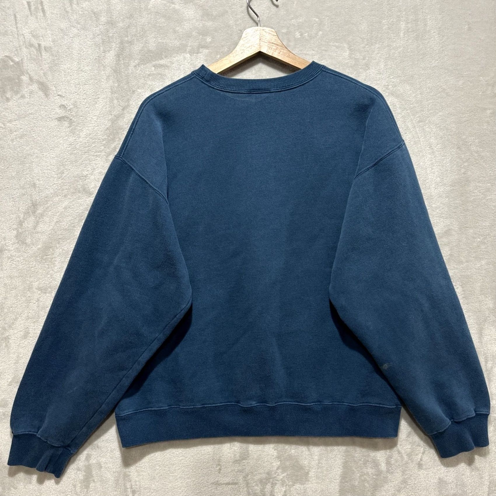 Vintage VINTAGE Warner Bros Embroidered Character Crewneck Sweater Navy Blue L Men/Women? Size US L / EU 52-54 / 3 - 2 Thumbnail