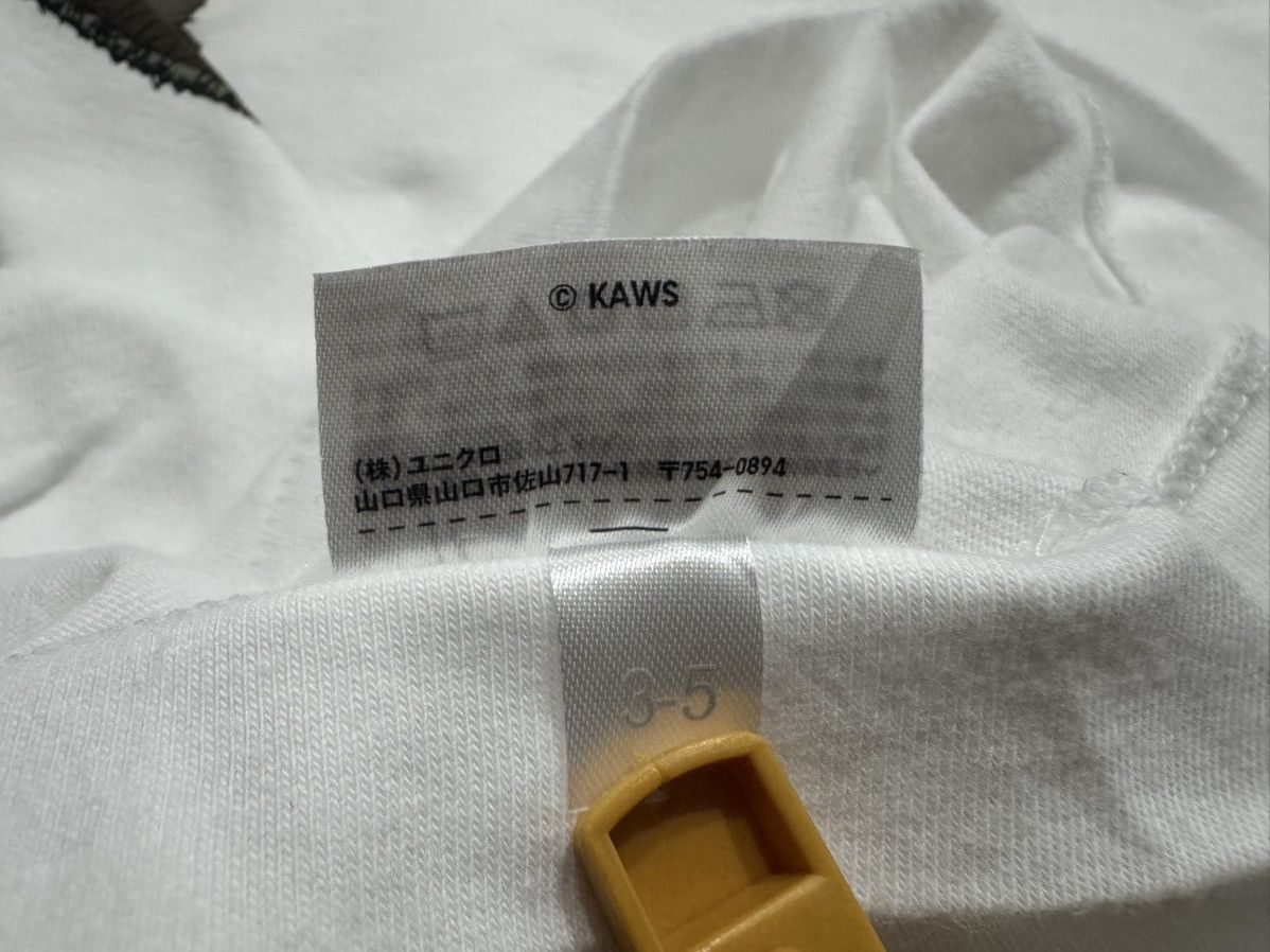 Kaws × Uniqlo Uniqlo x Kaws Size US XL / EU 56 / 4 - 5 Thumbnail