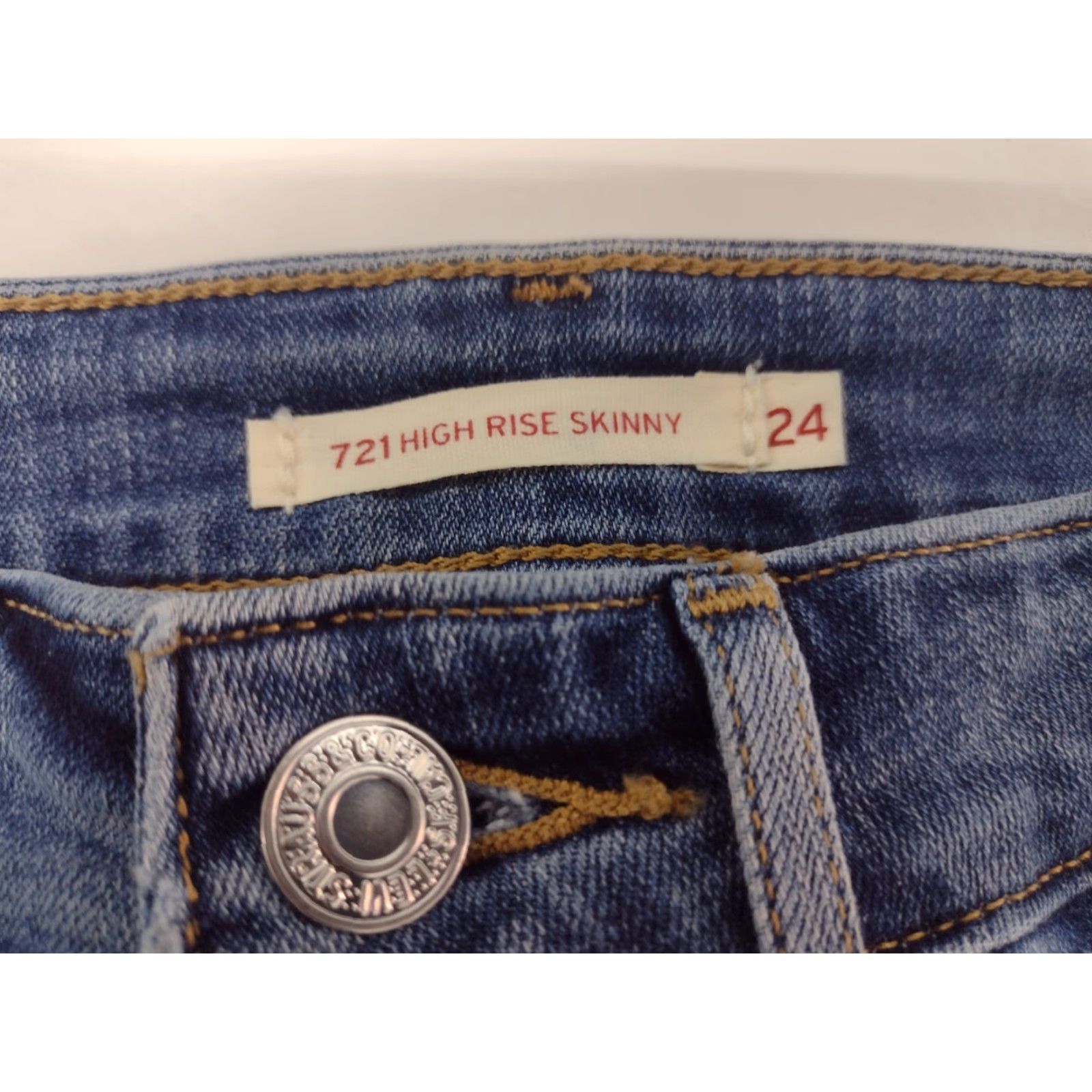 Levi's Levi's Women's Premium 721 High-Rise Skinny Jeans Distressed 24 Blue Denim Stretch Pockets Zipper Button 31" Inseam Regular Women Mens? Size 42" / US 20 - 2 Thumbnail