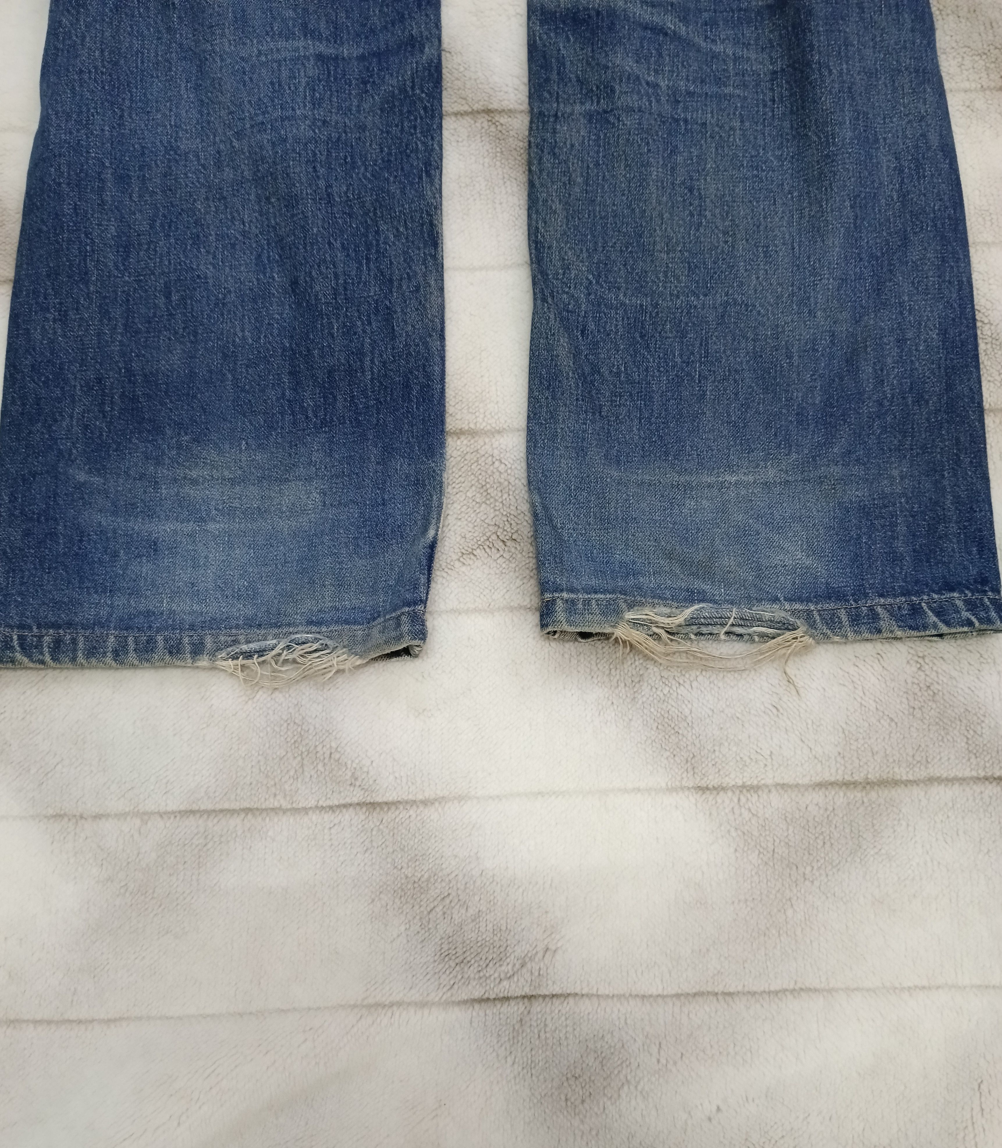 Levi's Vintage Clothing DISTRESSED LEVIS BIG E 504Z SELVEDGE Size US 33 - 7 Thumbnail