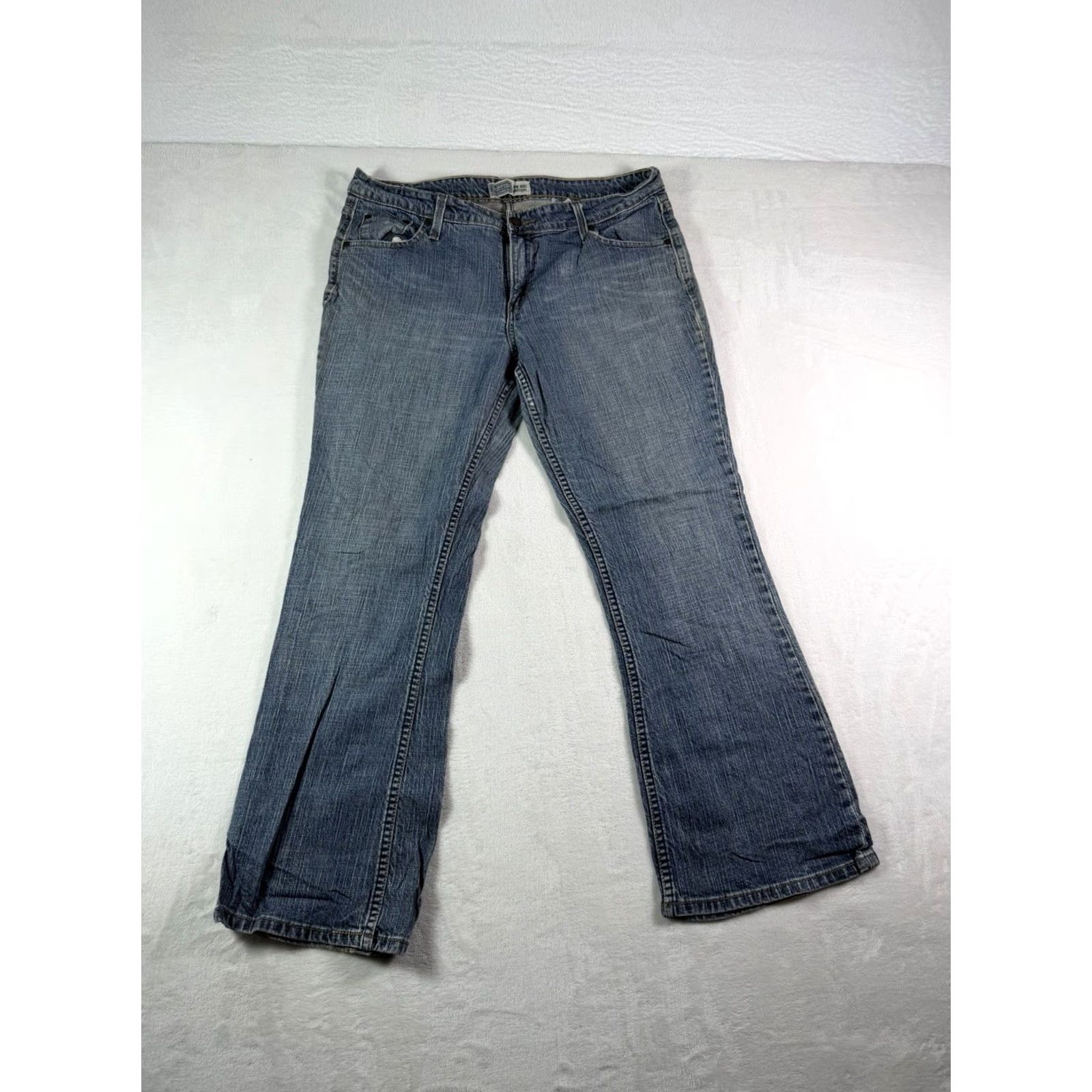 Levi's Levi's Signature Jeans Womens 14 Medium Bootcut Denim Blue Low Rise 5-Pocket Stretch Denim Shirt? Size 36" / US 14 / IT 50 - 2 Thumbnail