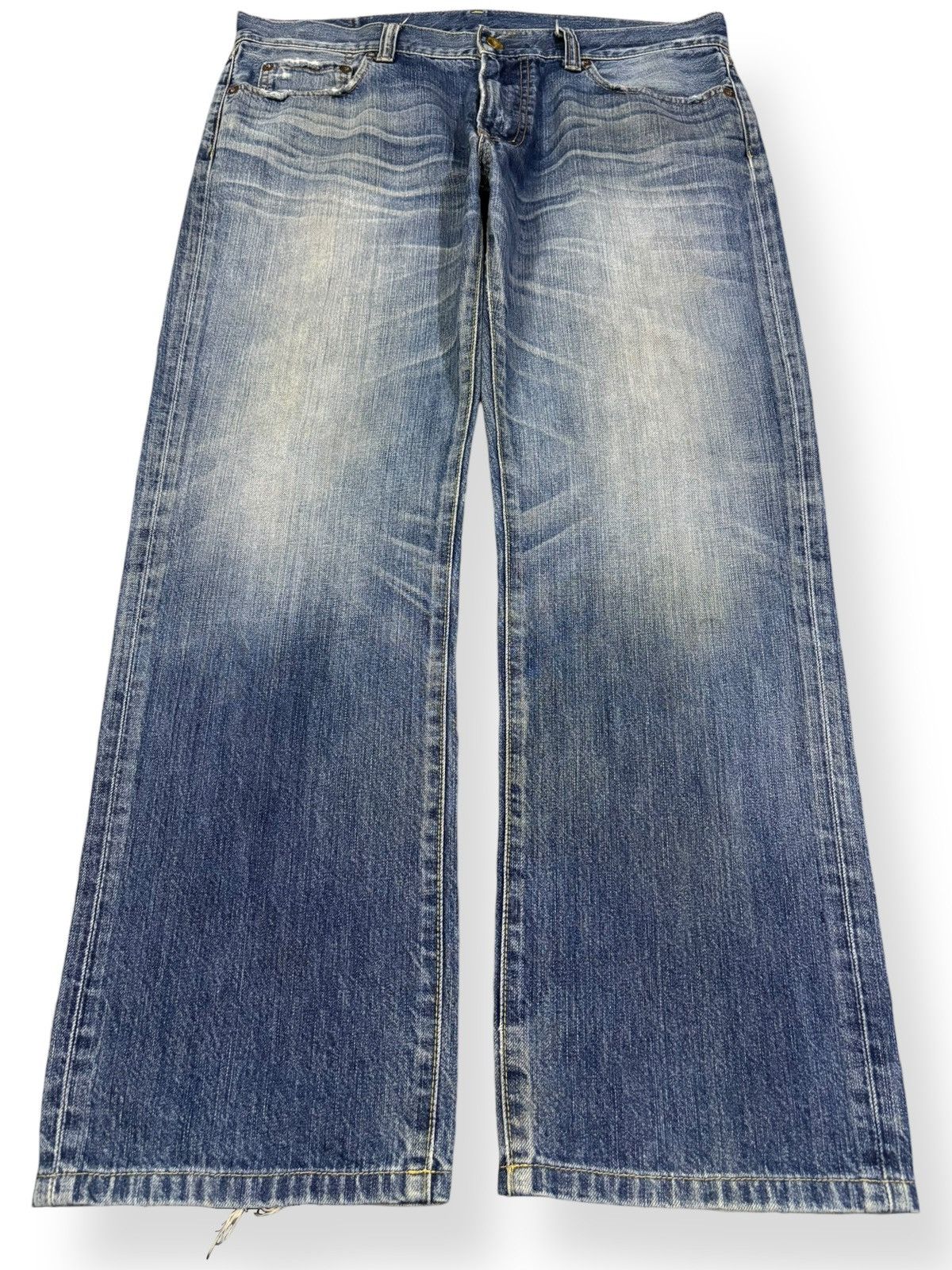 Undercover × Uniqlo Vintage Japanese Brand Uniqlo S002 Blue Wash Faded Jeans Size US 36 / EU 52 - 1 Thumbnail