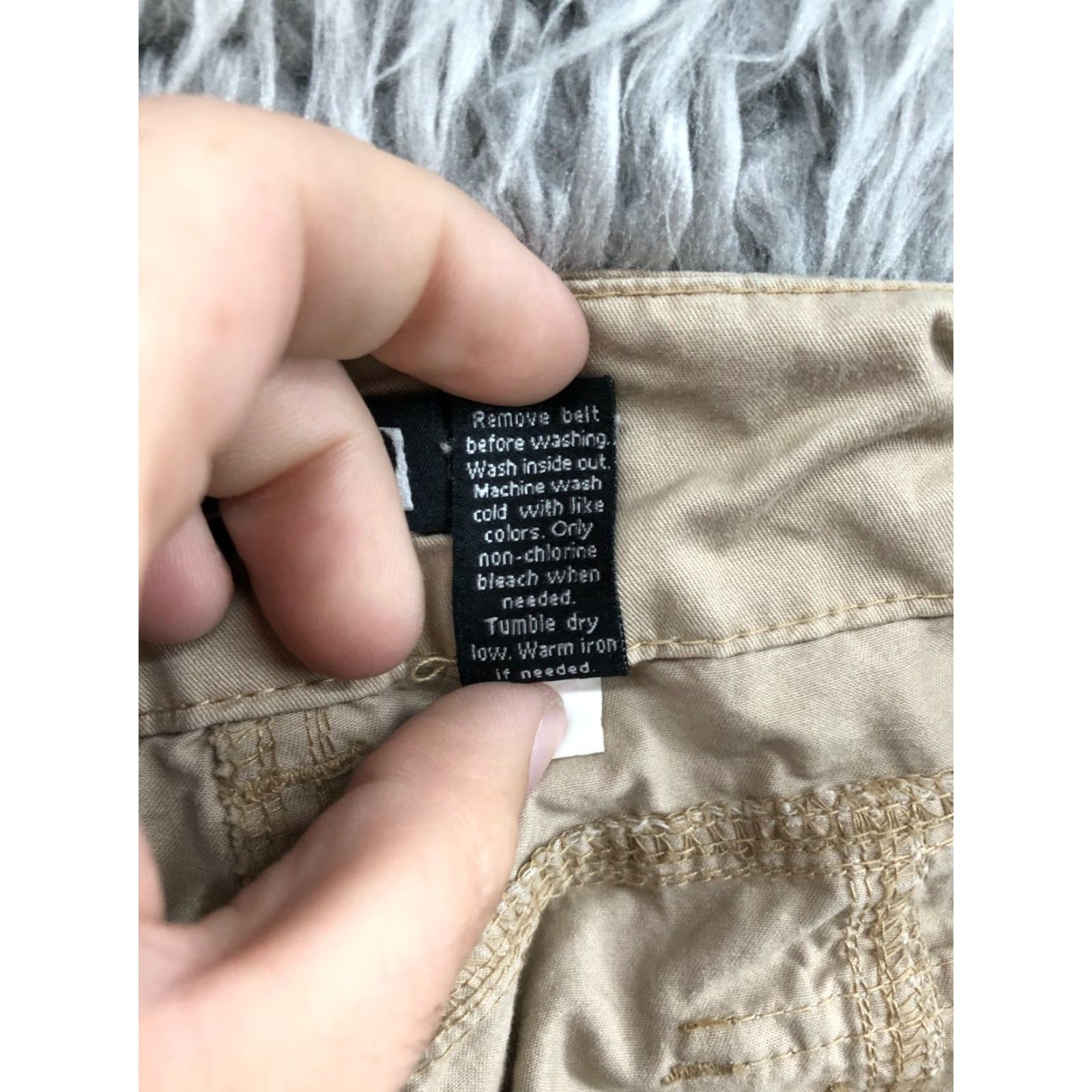 Apt. 9 Apt. 9 Cargo Shorts Womens Size 14 Mid Rise Beige Cargo Shirt? Size 36" / US 14 / IT 50 - 8 Thumbnail
