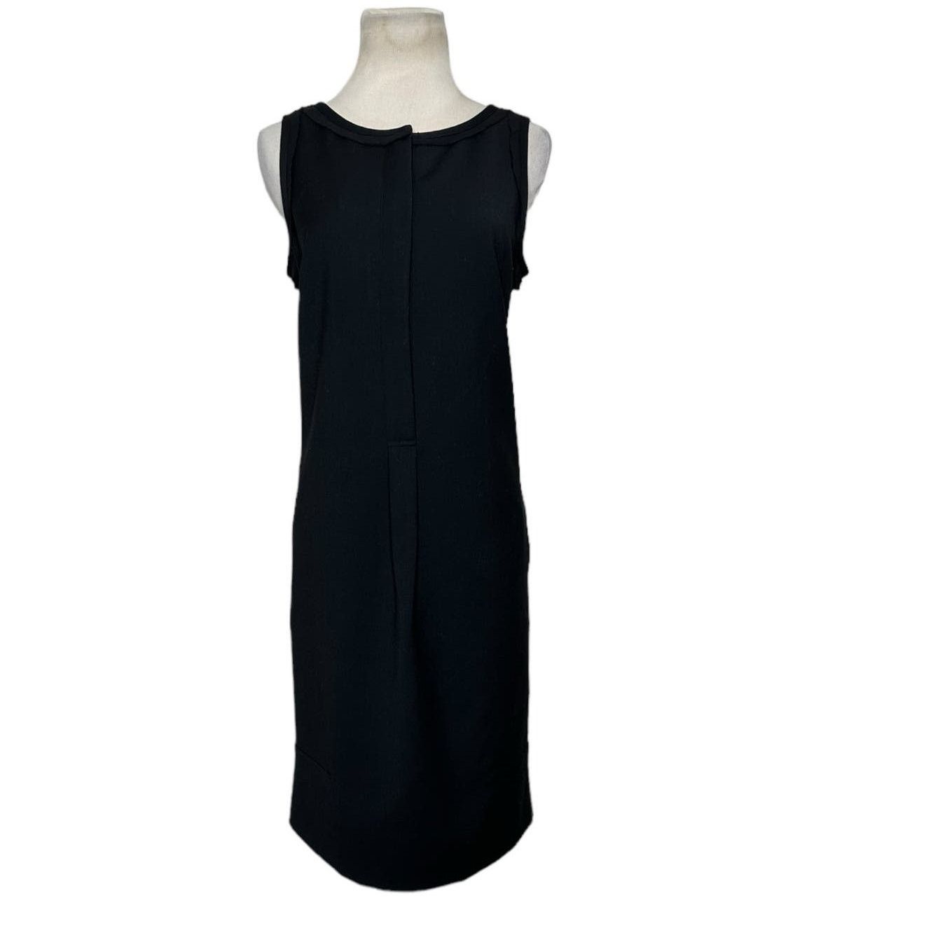 Brooks Brothers Brooks Brothers black sleeveless sheath dress size 8 Size M / US 6-8 / IT 42-44 - 1 Thumbnail