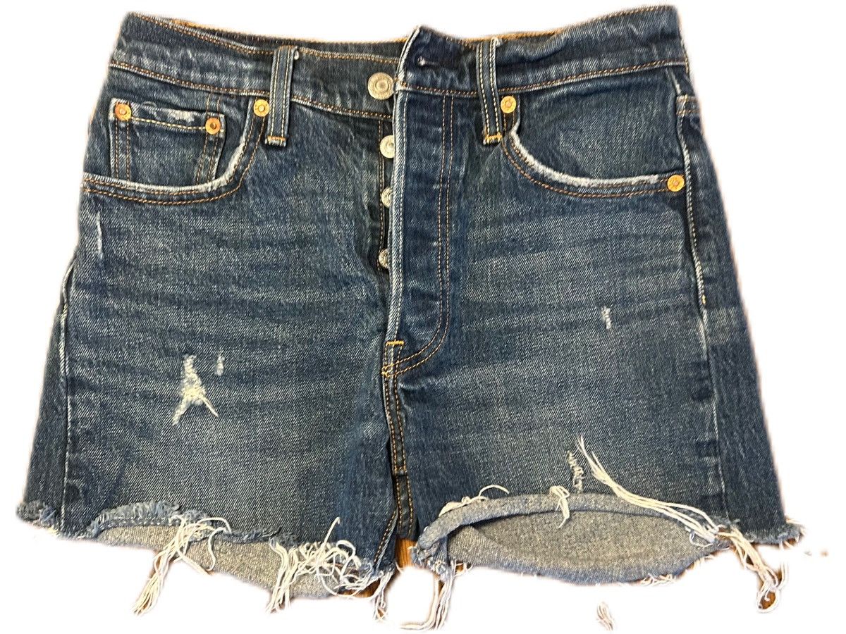 Levi's × Vintage Vintage Levis 501 Cutoffs Size 26" / US 2 / IT 38 - 1 Thumbnail