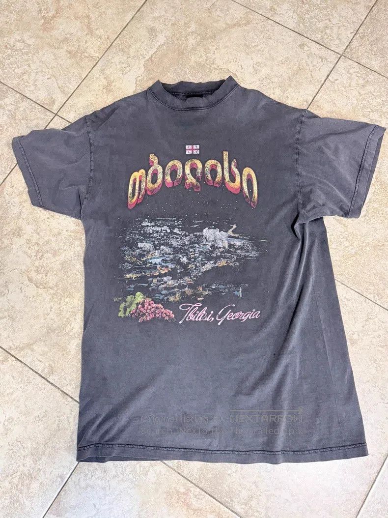 Balenciaga Balenciaga Faded letter logo print round neck short-sleeve Size US S / EU 44-46 / 1 - 1 Thumbnail