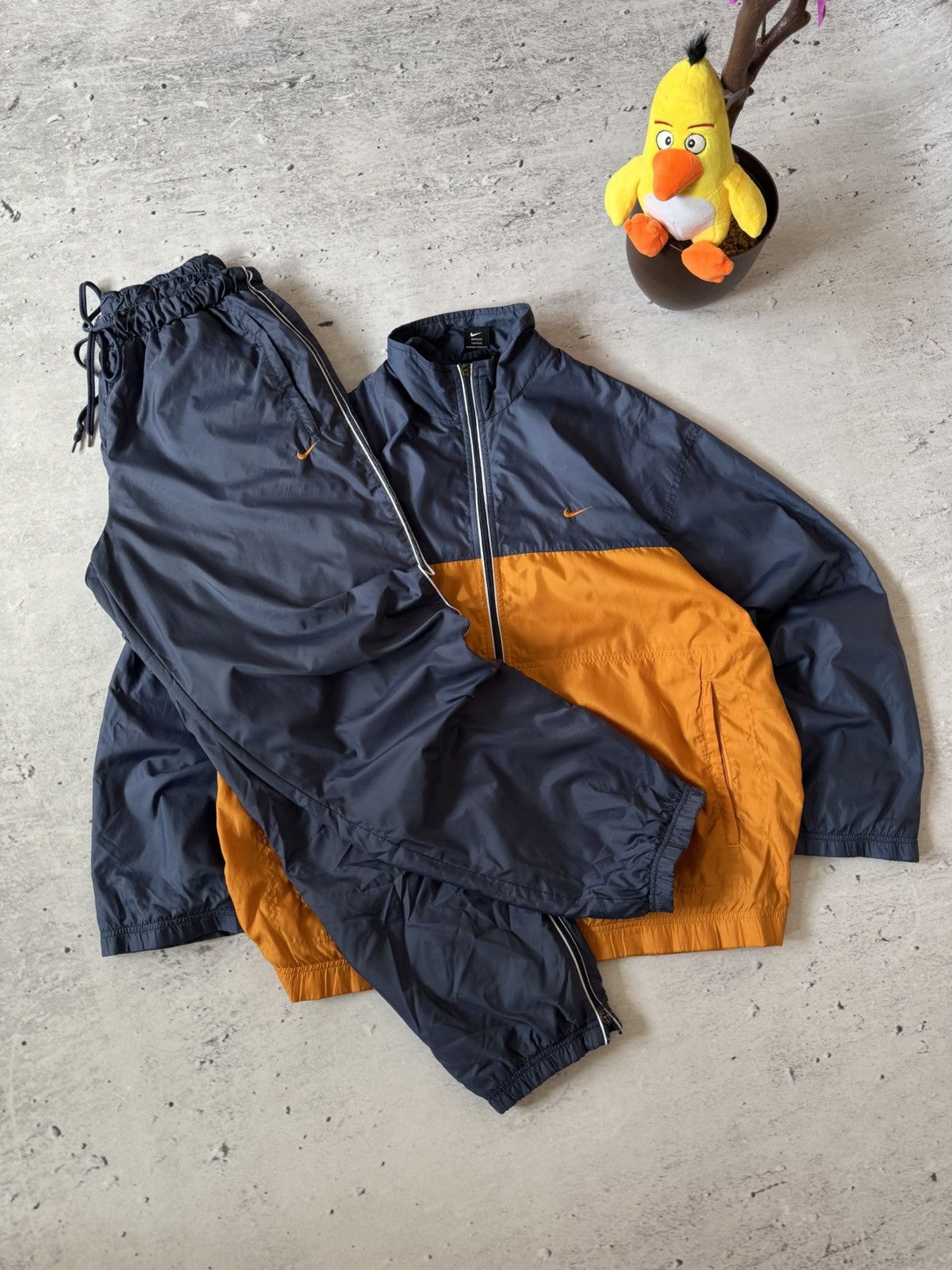 Nike × Vintage NIKE VINTAGE NYLON BASIC LOGO OVERSIZE BAGGY TRACK SUIT FIT Size US L / EU 52-54 / 3 - 1 Thumbnail