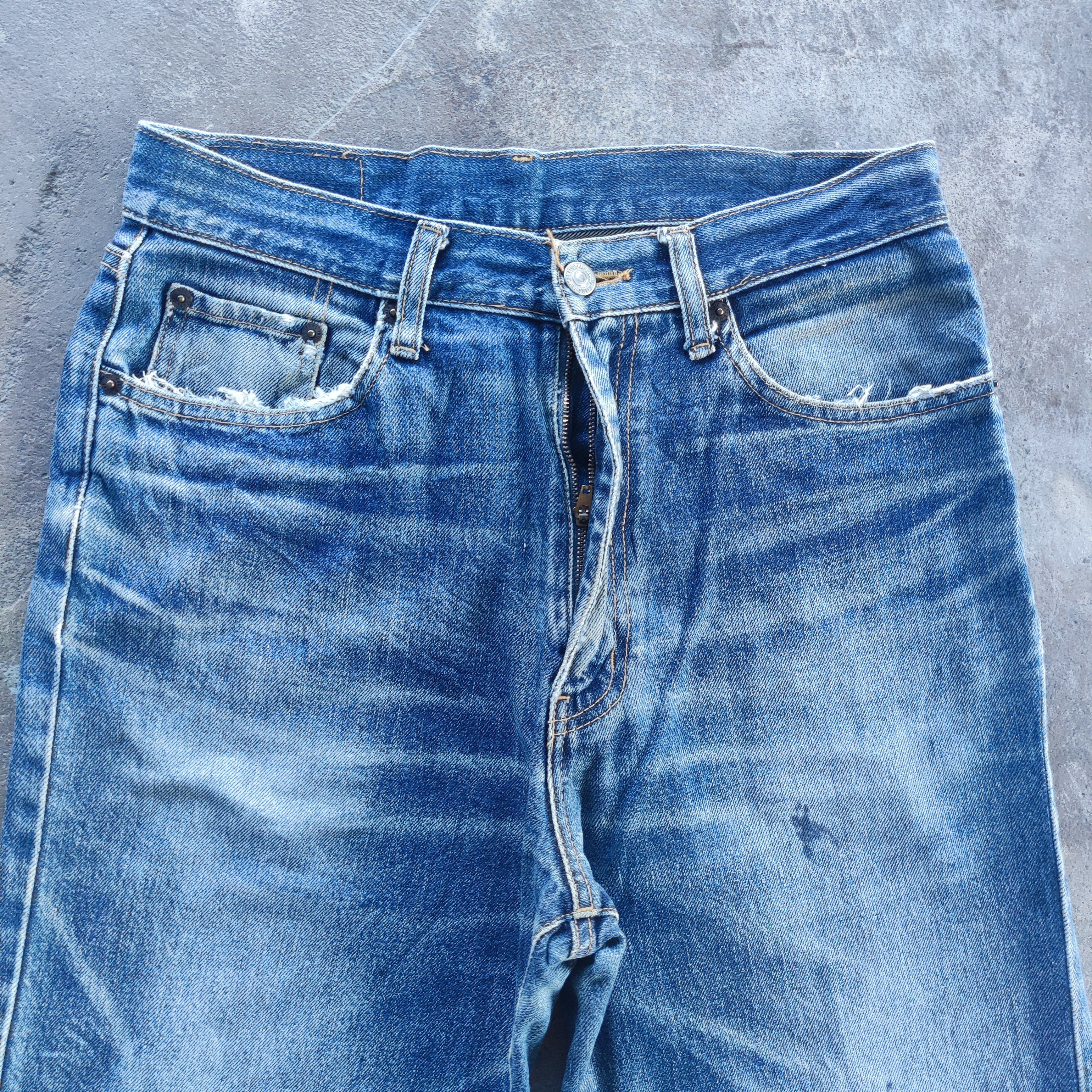 Japanese Brand Vintage Japanese Brand Buggy Jeans Ripped Faded Pants Size US 30 / EU 46 - 3 Thumbnail