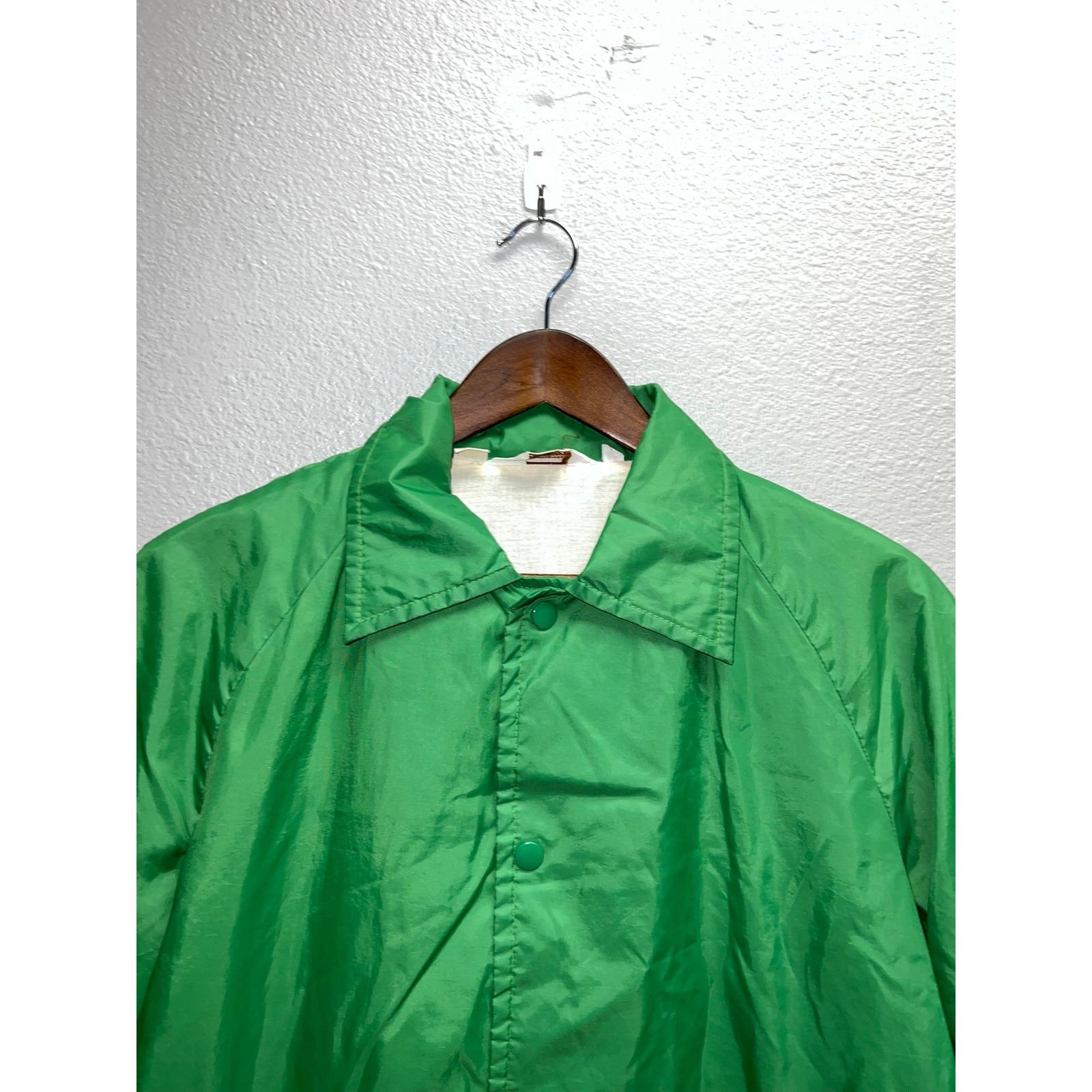 Vintage Vintage Montgomery Ward Jacket Green Blank Button Down Nylon Size US L / EU 52-54 / 3 - 2 Thumbnail