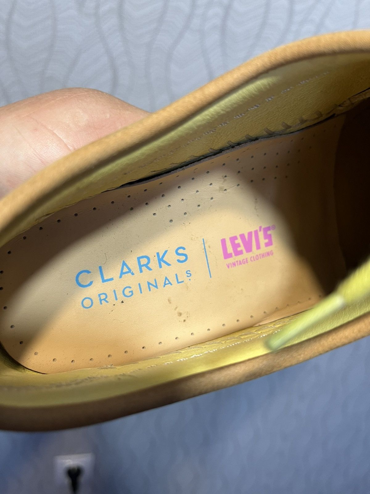 Clarks Clarks Originals x Levi’s Men’s Suede Lemon Yellow Shoes Size US 8 / EU 41 - 10 Thumbnail