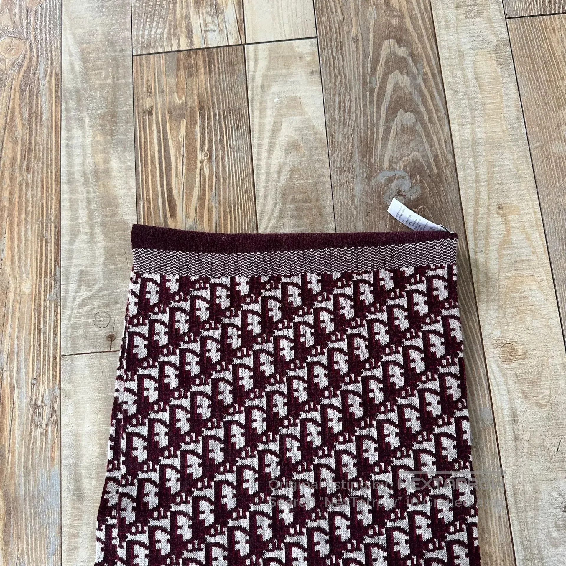 Dior Dior Red Knitted Cashmere Scarf. Size ONE SIZE - 5 Thumbnail