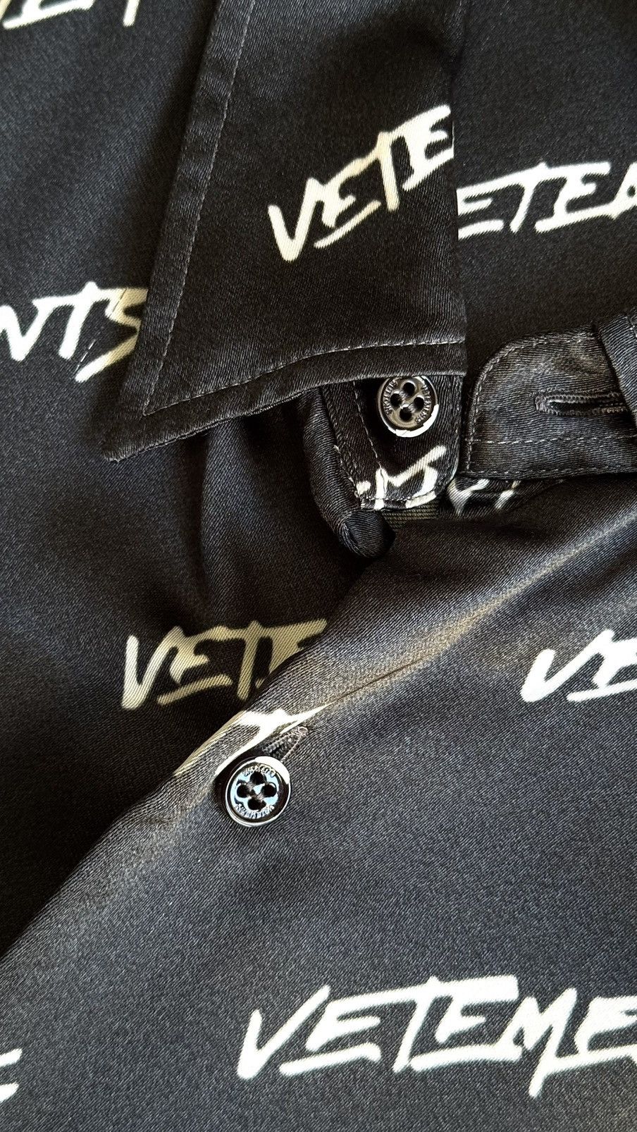Vetements VETEMENTS MONOGRAM SHIRT Size US S / EU 44-46 / 1 - 6 Thumbnail